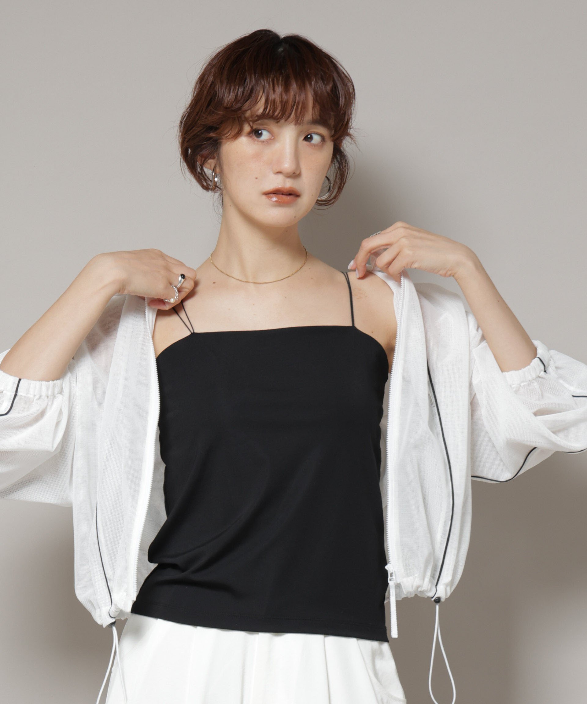 NANO universe ストレッチポンチカップ付きベアトップキャミソール ナノユニバース トップス カットソー・Tシャツ ブラック ホワイト