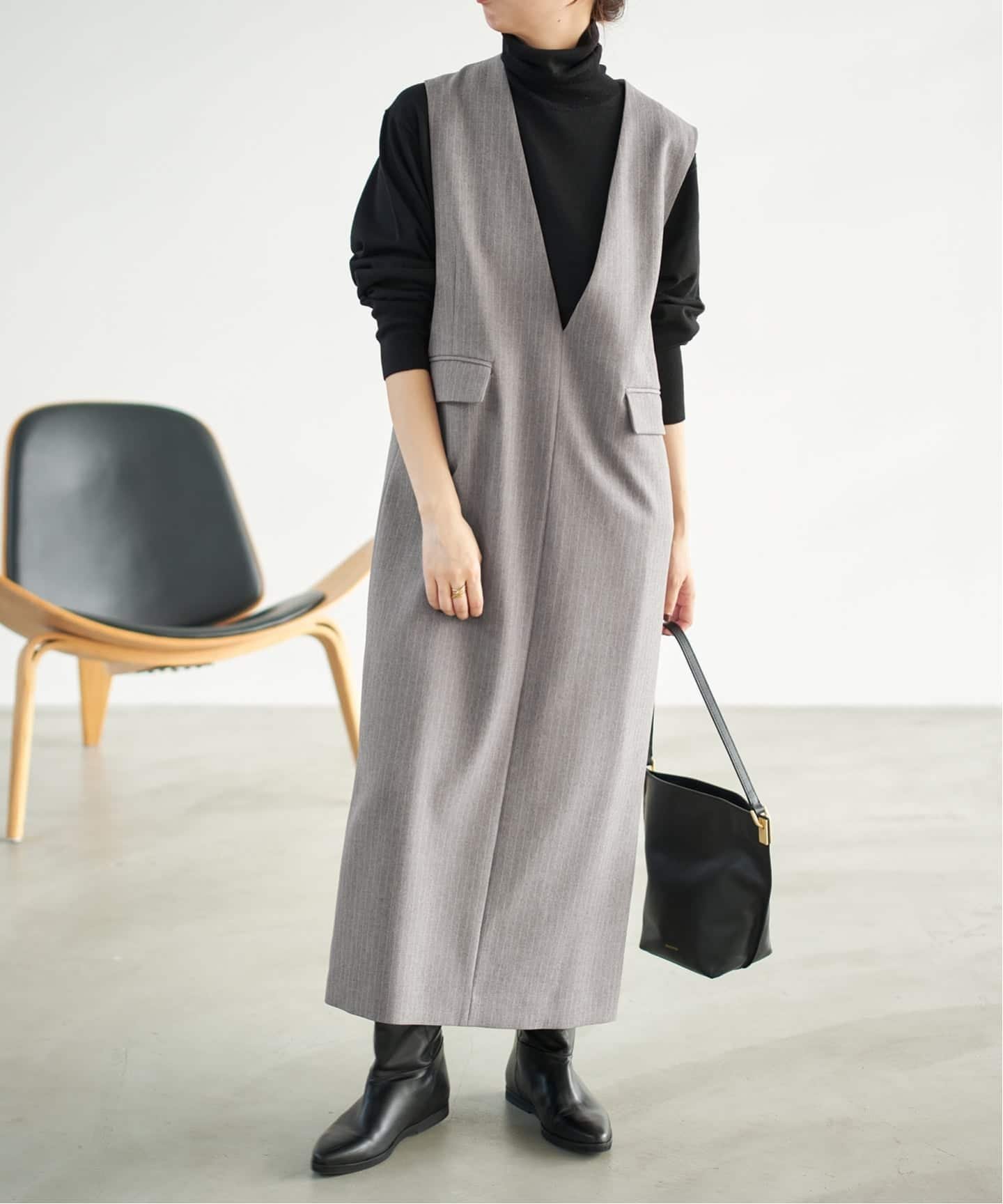 Spick & Span 《WEB限定 / 追加予約》ダブルクロスVネックワンピース スピックアンドスパン ワンピース・ドレス ワンピース ブラック ベージュ【送料無料】のサムネイル