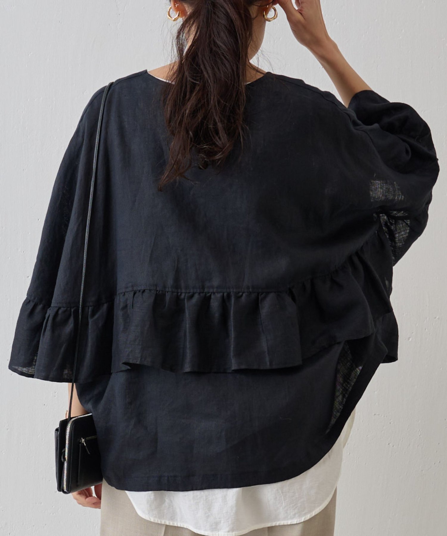 BEARDSLEY 《軽い着心地》リネンフリルハオリ ビアズリー トップス ベスト・ジレ ブラック ホワイト ベージュ カーキ グレー【送料無料】のサムネイル