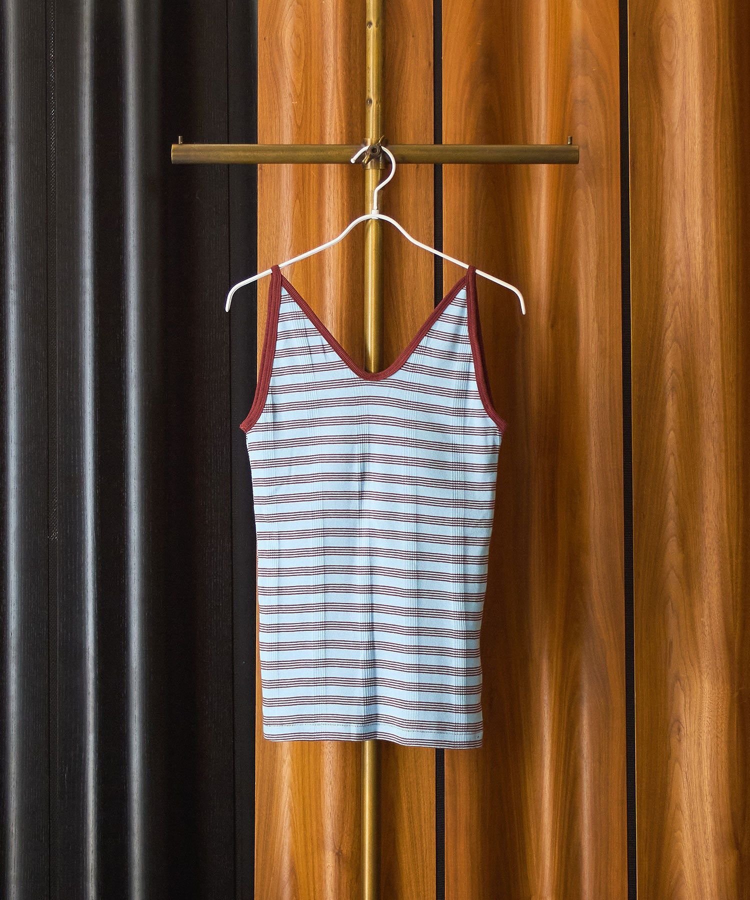 ROSE BUD Robert P. Miller/PRIB CAMI TANK ローズバッド トップス ノースリーブ・タンクトップ ブルー イエロー ブラウン