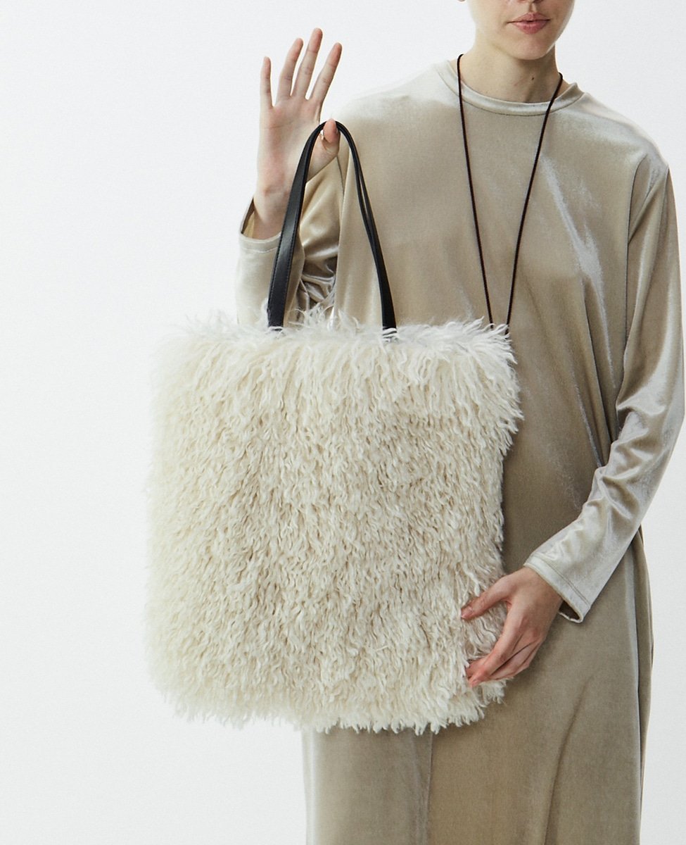 【SALE/60%OFF】PLAIN PEOPLE チベットラムエコファーバッグ プレインピープル バッグ トートバッグ ホワイト【送料無料】