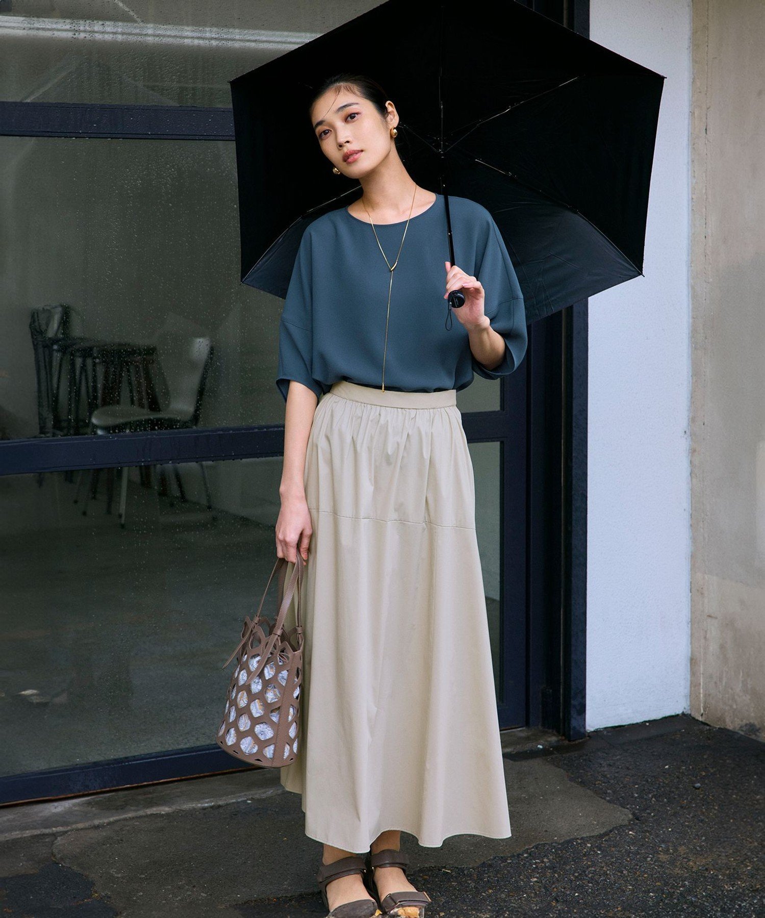 【SALE／50%OFF】23区 【晴雨兼用/UVカット】ボーダーチェーン柄 折り畳み傘 ニジュウサンク ファッション雑貨 折りたたみ傘 ブラック【送料無料】 stylife-15168342 Rakuten Fashion サンプル画像3