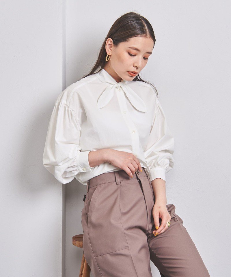 【SALE／60%OFF】UNITED ARROWS ミニボウタイ ロングスリーブ ブラウス ユナイテッドアローズ アウトレット トップス シャツ・ブラウス ホワイト ブルー ネイビー【送料無料】のサムネイル