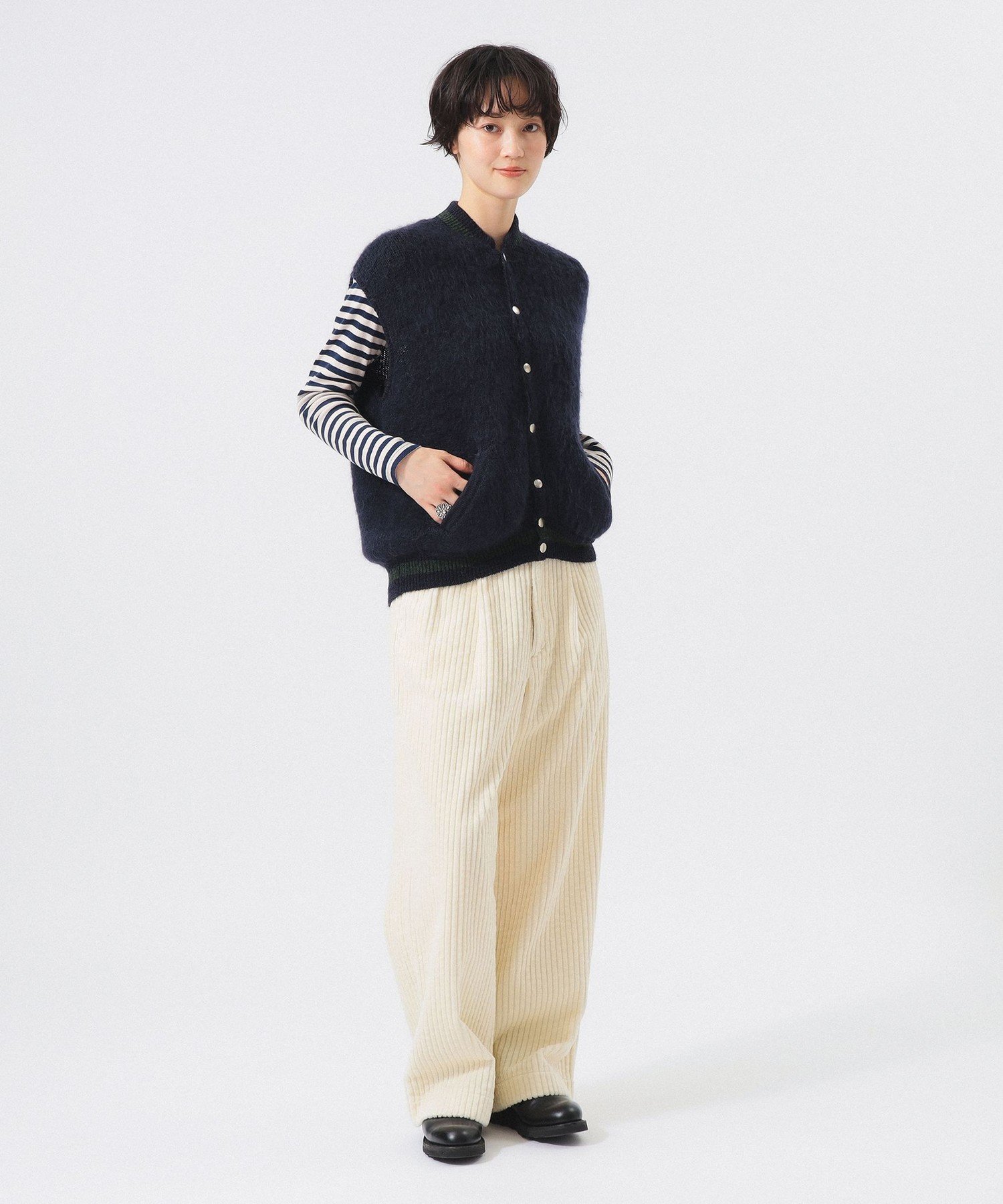コード スラックス ビームス ウイメン パンツ その他のパンツ ブラック ホワイト