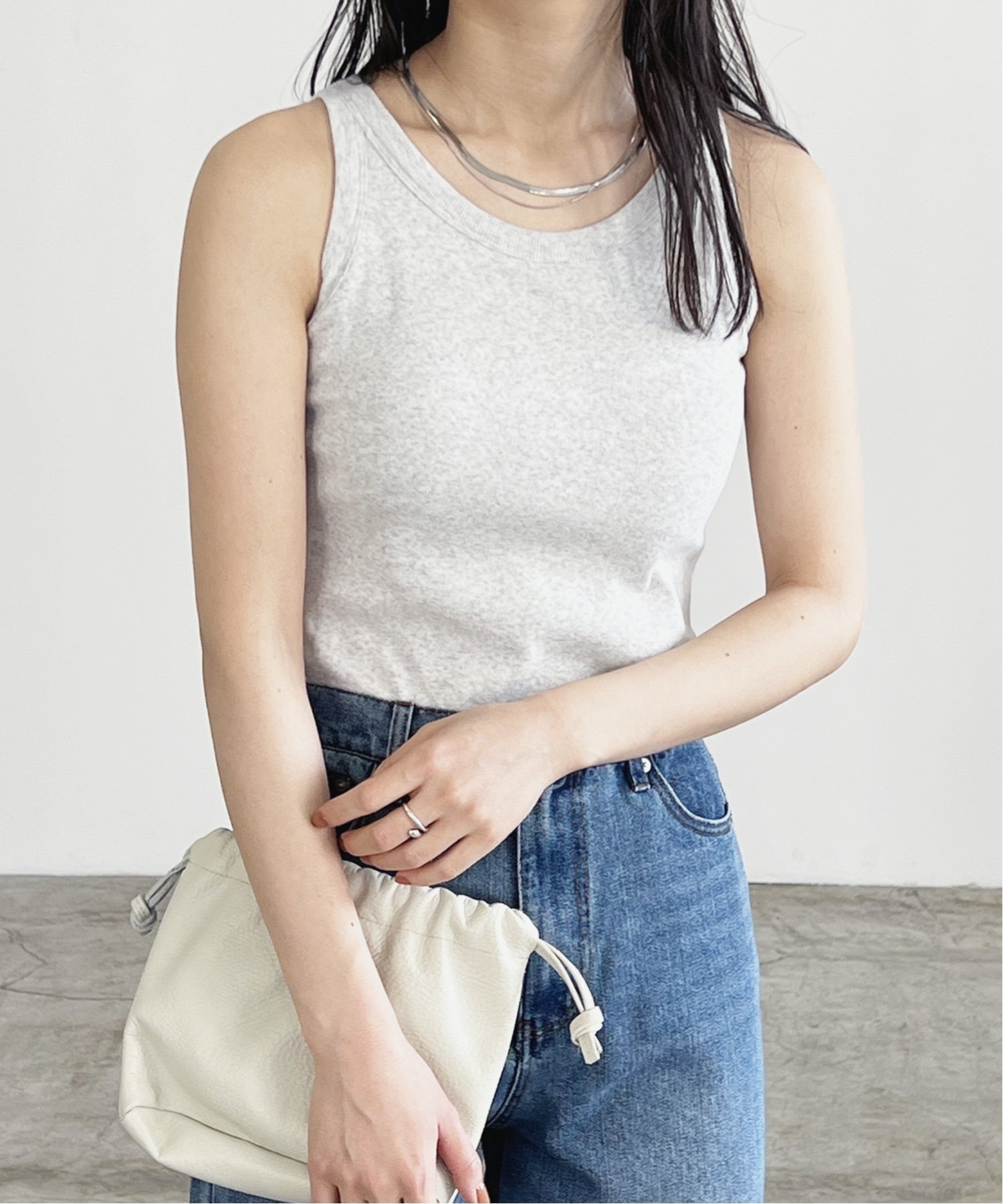 【SALE／10%OFF】Lian アメスリリブタンクトップ リアン トップス ノースリーブ・タンクトップ ホワイト ブラックのサムネイル