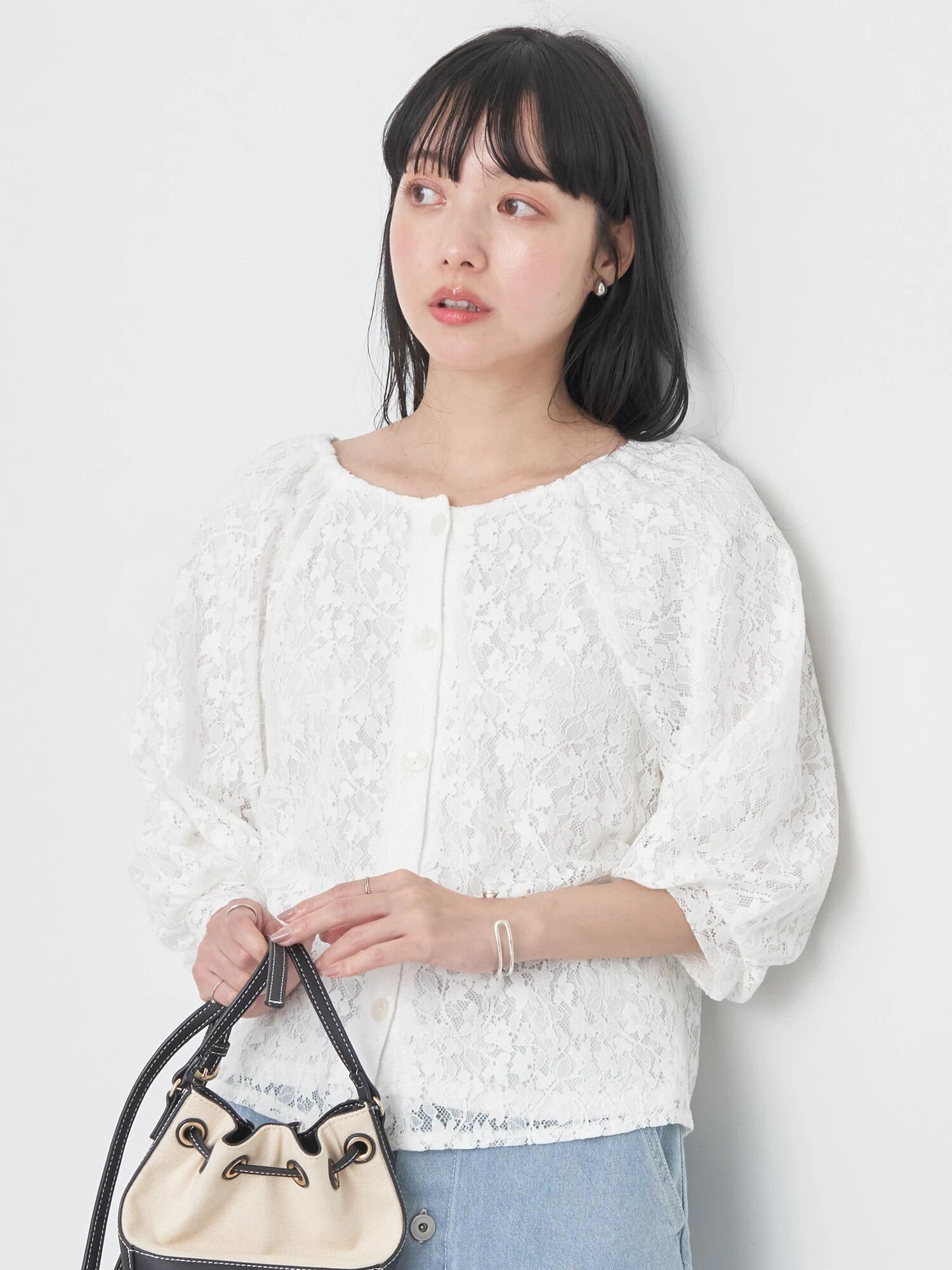 楽天Rakuten Fashionearth music&ecology フラワーレースブラウス 7分袖/夏/24SS アースミュージック&エコロジー トップス シャツ・ブラウス ホワイト ブラック ブルー【送料無料】