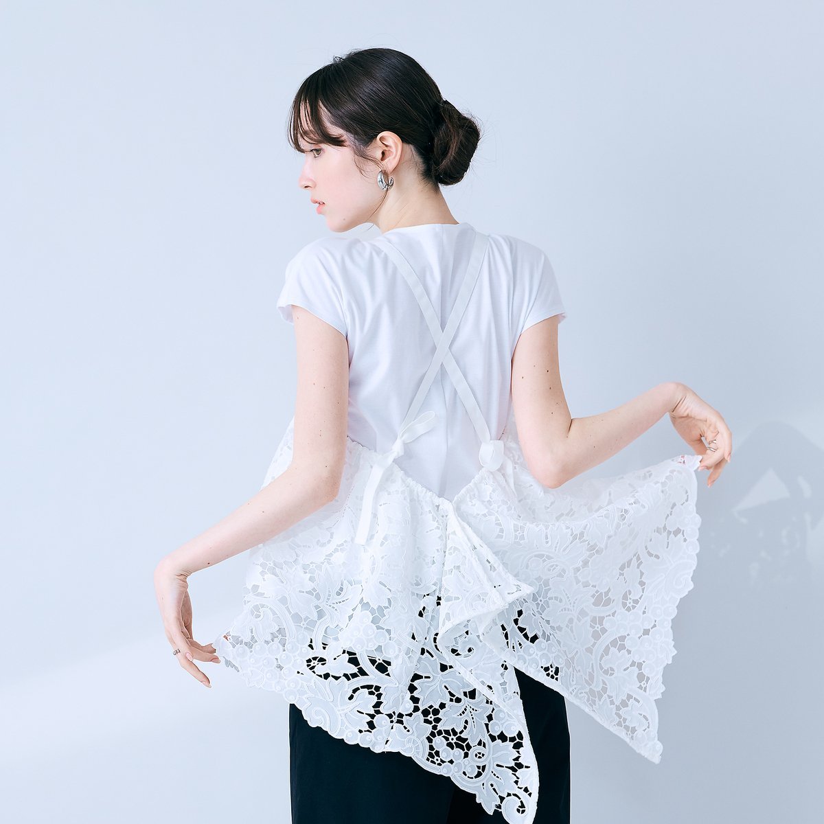 【SALE／30%OFF】Audie a Muses フラワーレースキャミソール ローズティアラ トップス キャミソール ブラック ホワイト【送料無料】