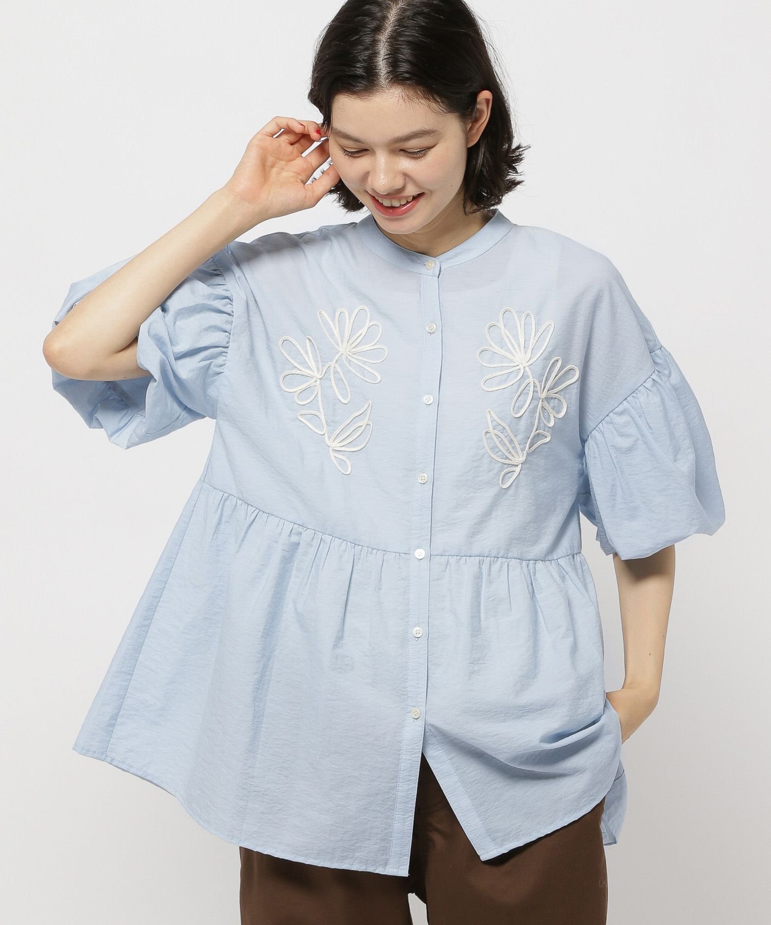 niko and ... ふんわりコード刺繍ブラウス ニコアンド トップス シャツ・ブラウス ホワイト ブラック ブルー【送料無料】のサムネイル