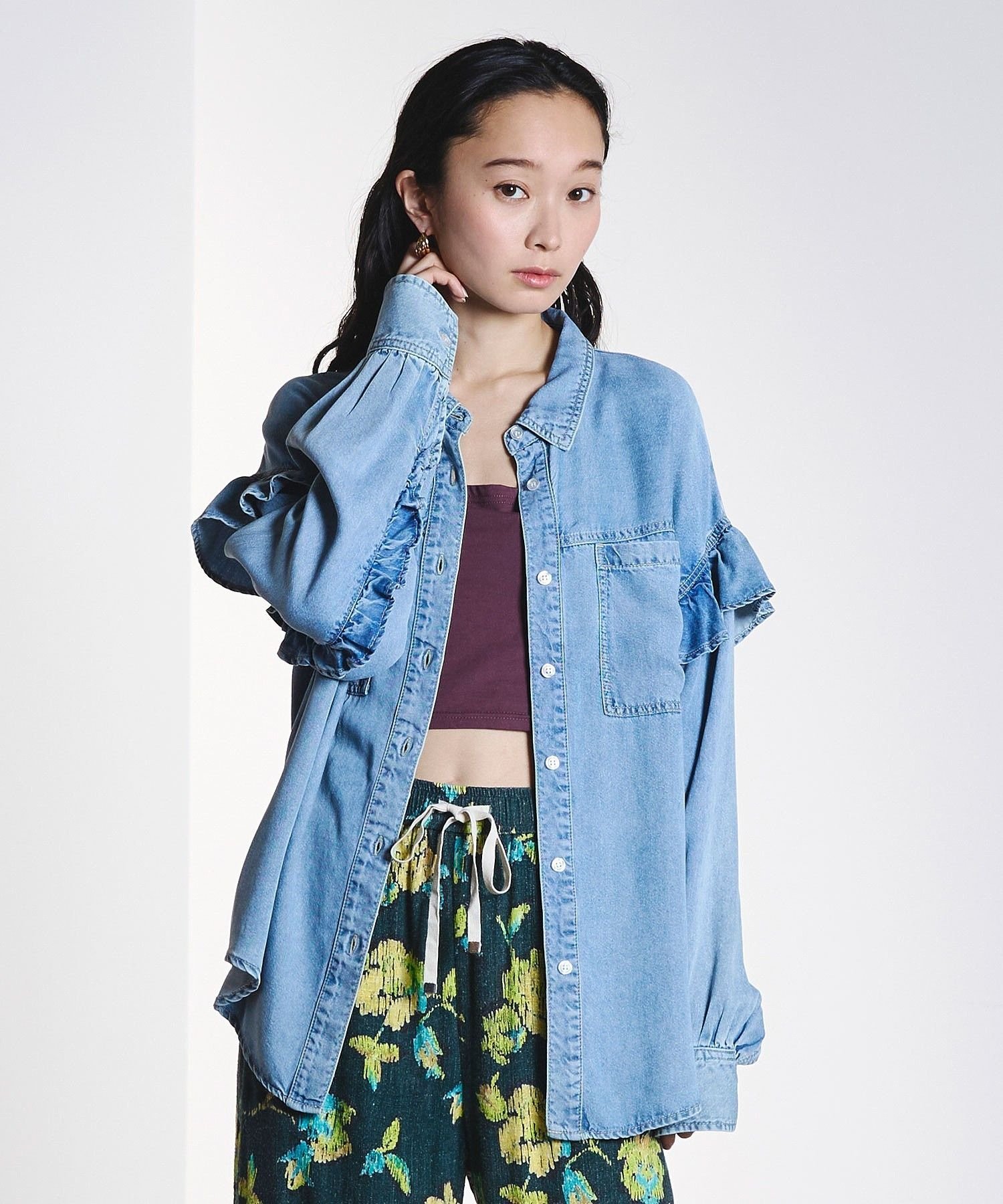 ROSE BUD LIGHT OZ FRILL DENIM SHIRT ローズバッド トップス シャツ・ブラウス ネ...