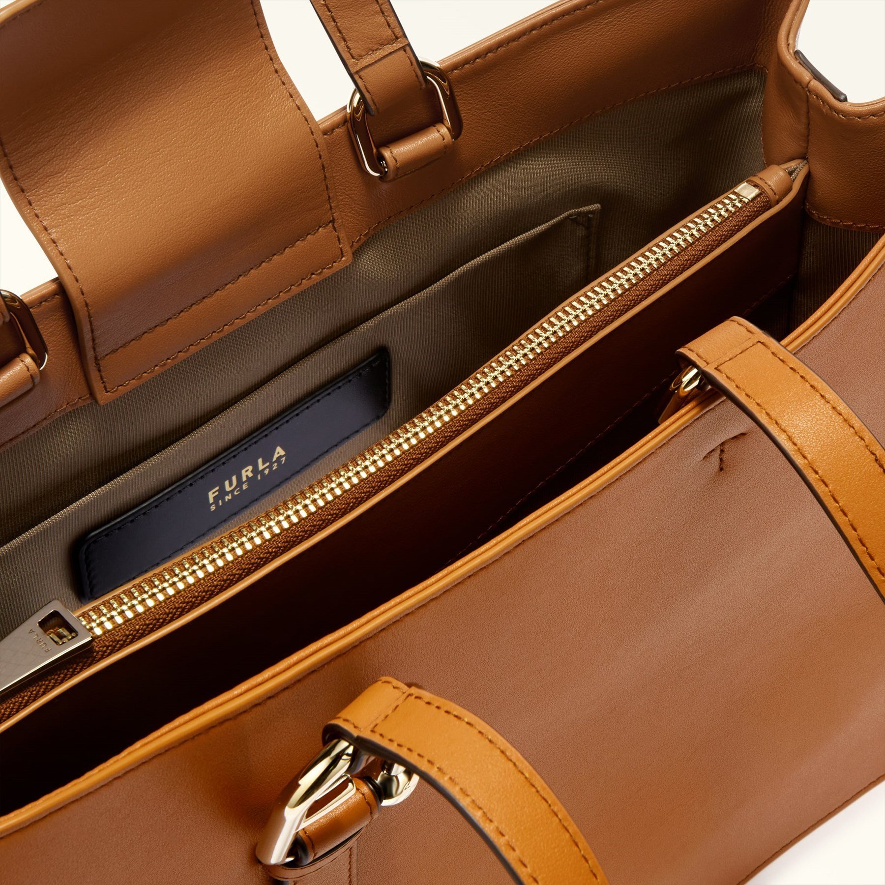 【公式】FURLA NUVOLA L TOTE フルラ バッグ トートバッグ
