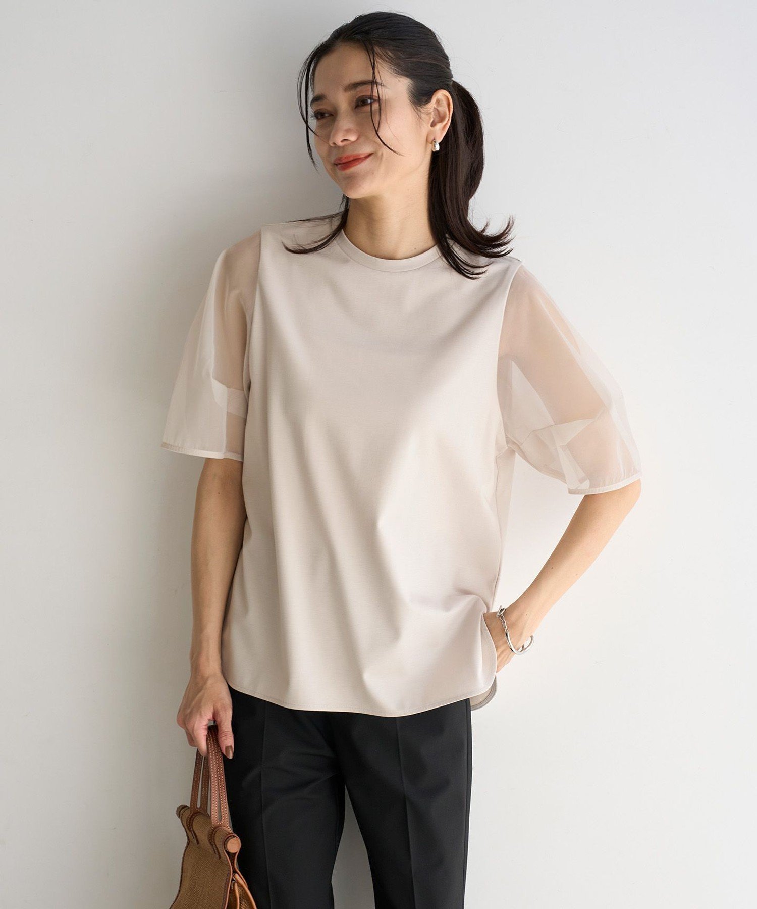 UNFILO L BEAUTY FORM-T シアースリーブT アンフィーロ トップス カットソー・Tシャツ グレー ブラック ネイビー