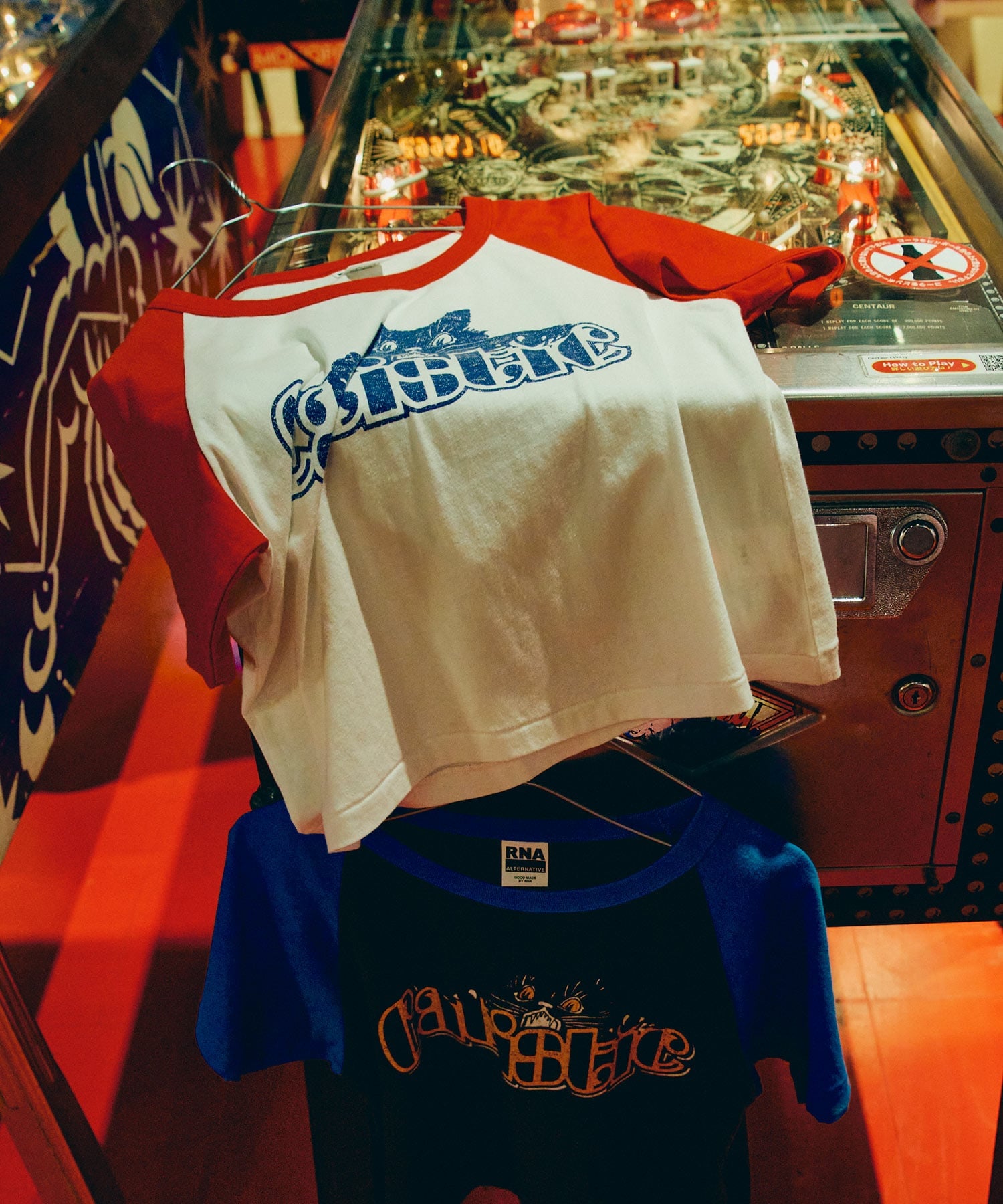 RNA M2720 catisticちびラグラン アールエヌエー トップス カットソー・Tシャツ ホワイト ブルー