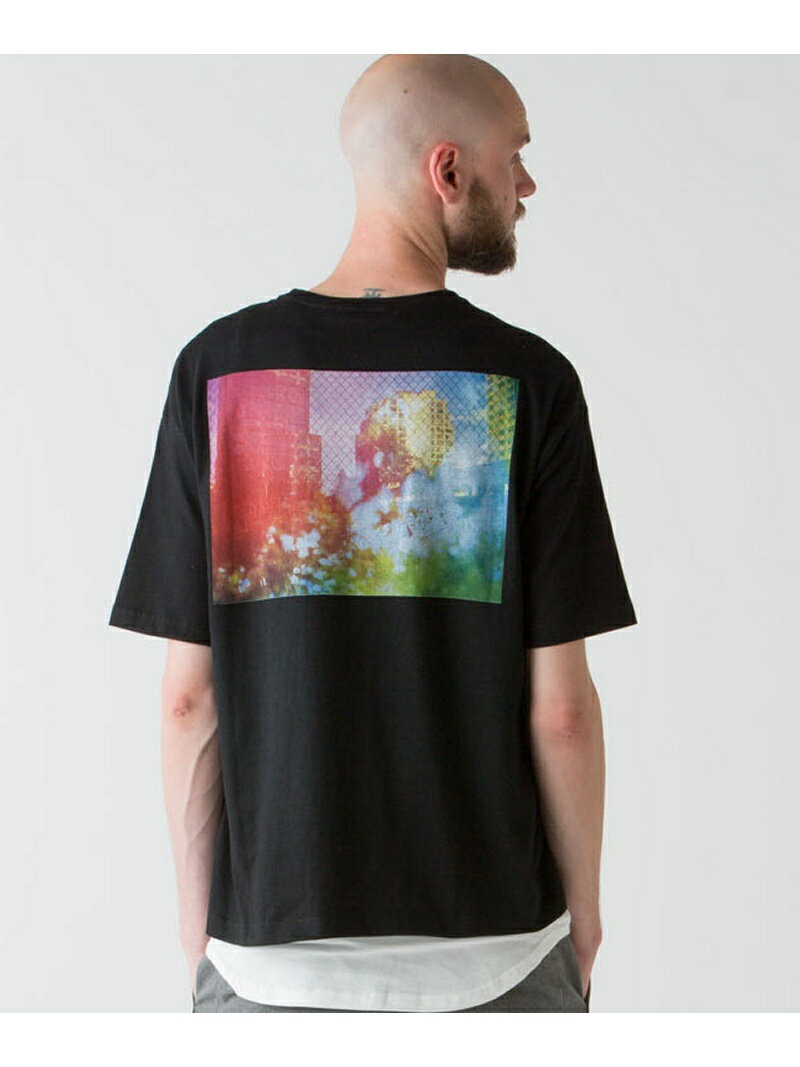 rehacer × Maki Kaoru ” Half Awake Half Asleep “ レアセル トップス カットソー・Tシャツ ホワイト ブラック【送料無料】