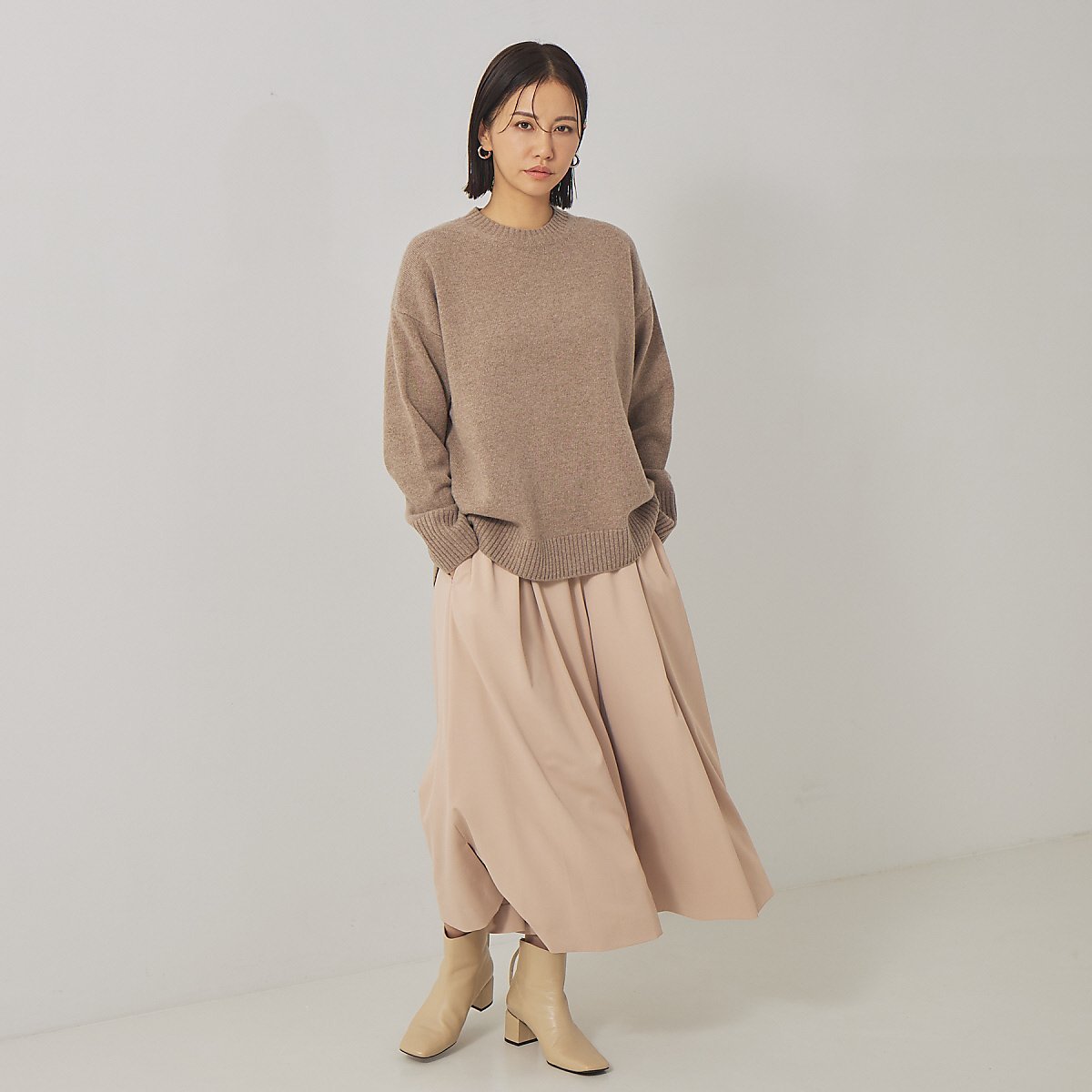 qualite タックフレアパンツ カリテ パンツ その他のパンツ ピンク ブラック