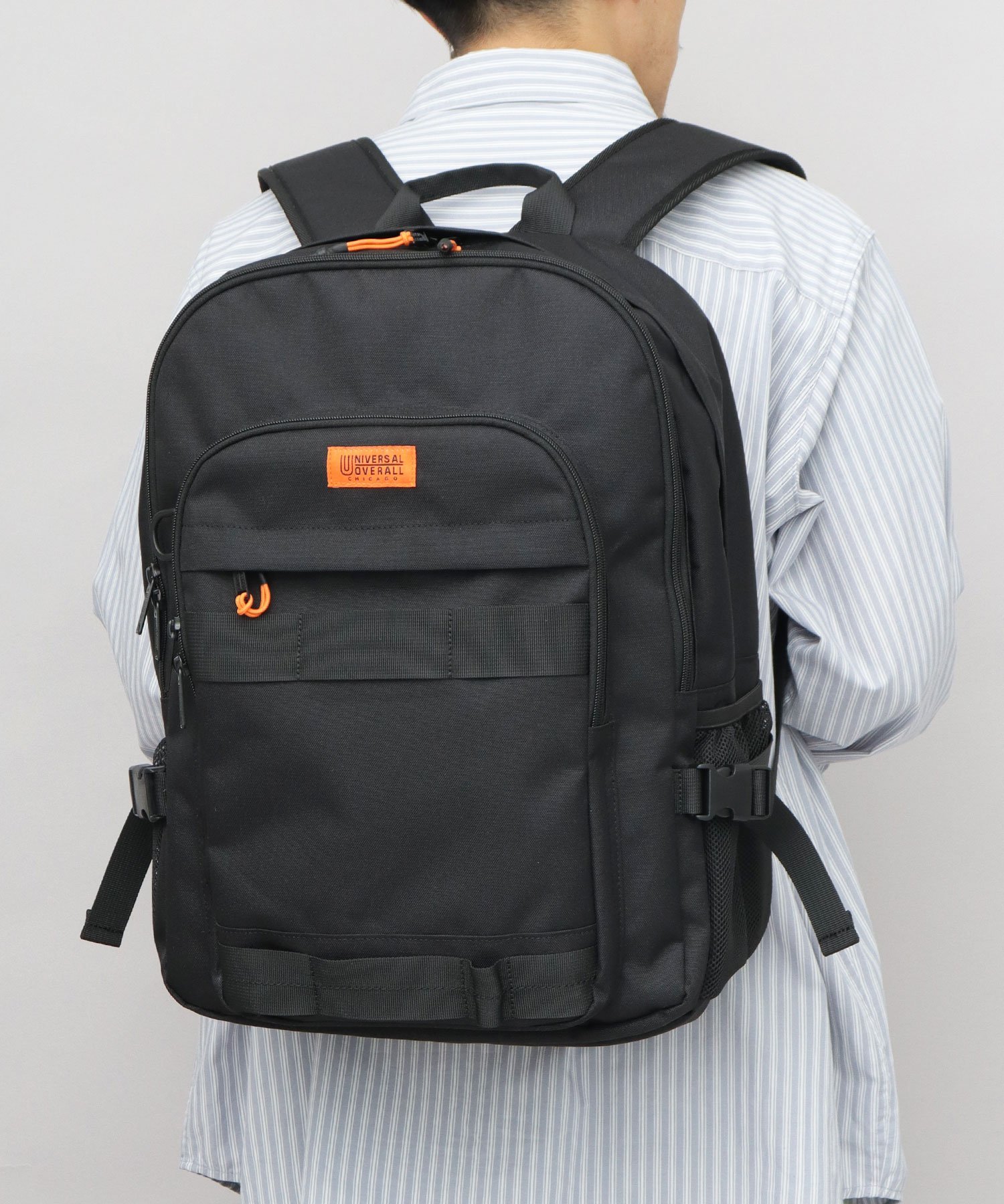UNIVERSAL OVERALL ユニバーサルオーバーオール リュック バックパック 大容量 A4 黒 ロゴ エー.エム...