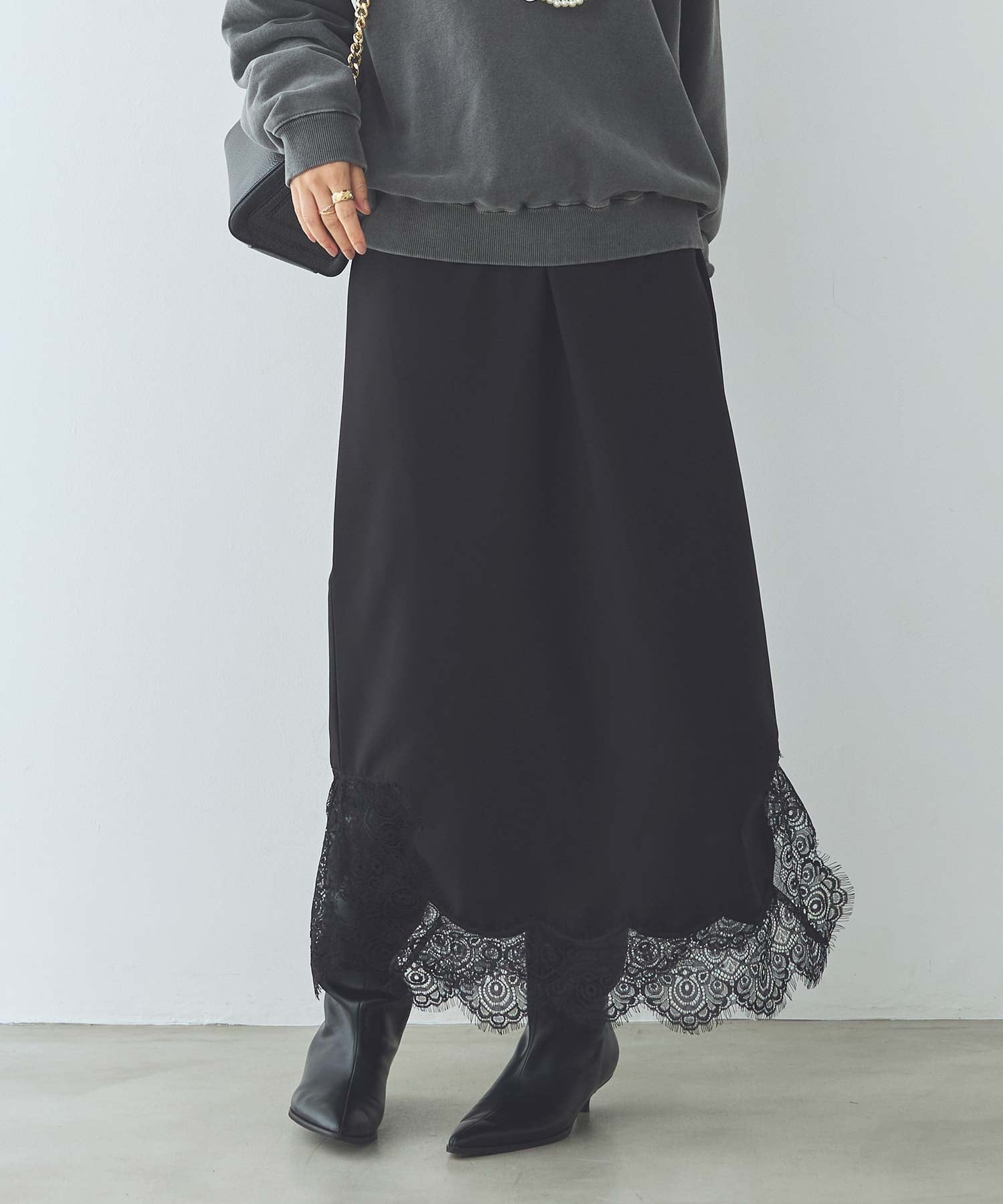 【SALE／30%OFF】Gready Brilliant Gready Brilliant/(W)1_ヘムレース刺繍ナローSK グレディブリリアン スカート ロング・マキシスカート ブラック【送料無料】のサムネイル