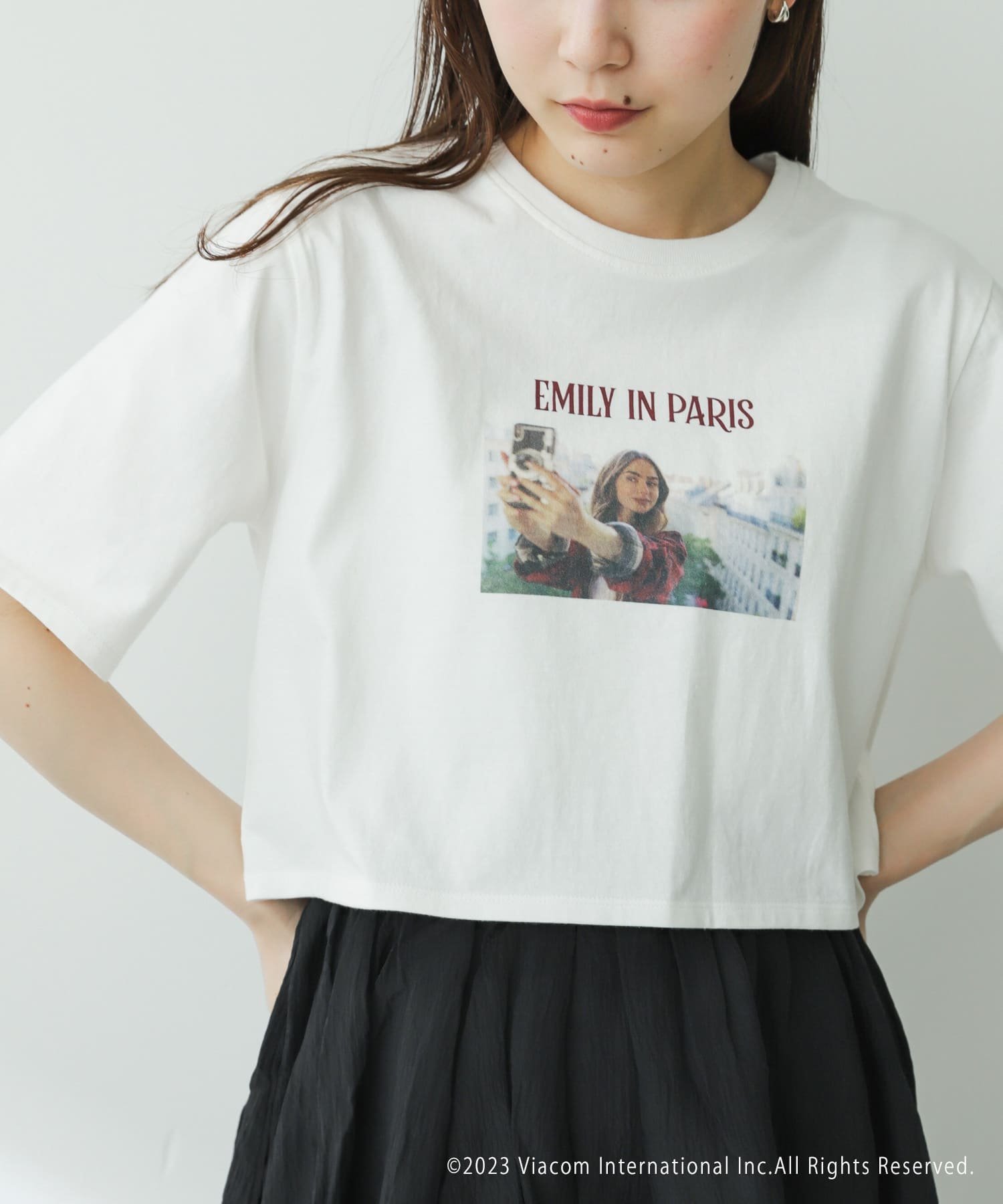 SENSE OF PLACE Emily in Paris クロップドTシャツ センス オブ プレイス トップス カットソー・Tシャツ【送料無料】のサムネイル