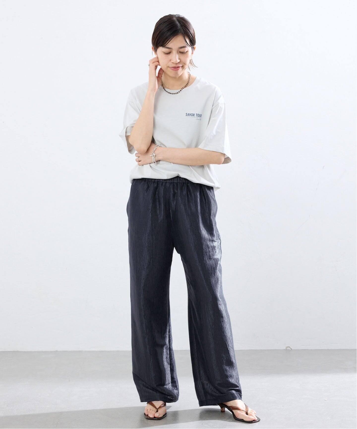 IENA グロスセミフレアパンツ イエナ パンツ その他のパンツ ネイビー ゴールド