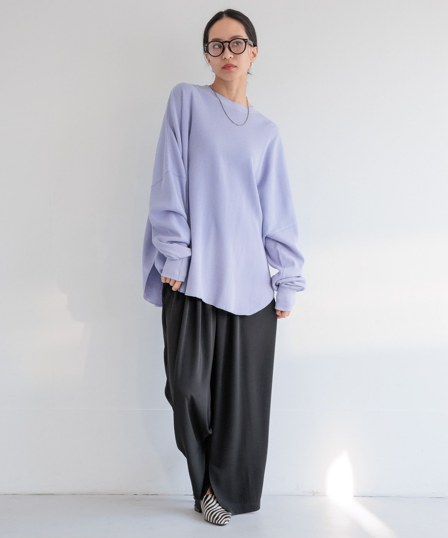 【HEREIAM】モードな落ち感が魅力.トロミタックパンツ ベイフロー パンツ その他のパンツ ブラック