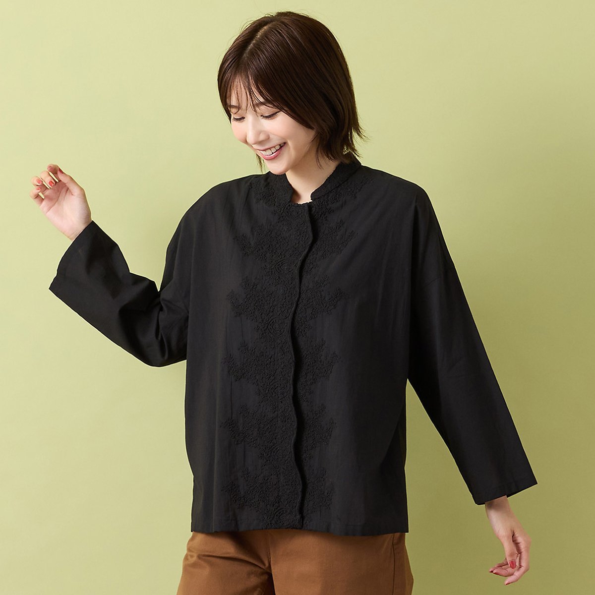 PISANO 【手洗いOK・綿100%】コード刺繍ブラウス ピサーノ トップス シャツ・ブラウス ブラック ブルー
