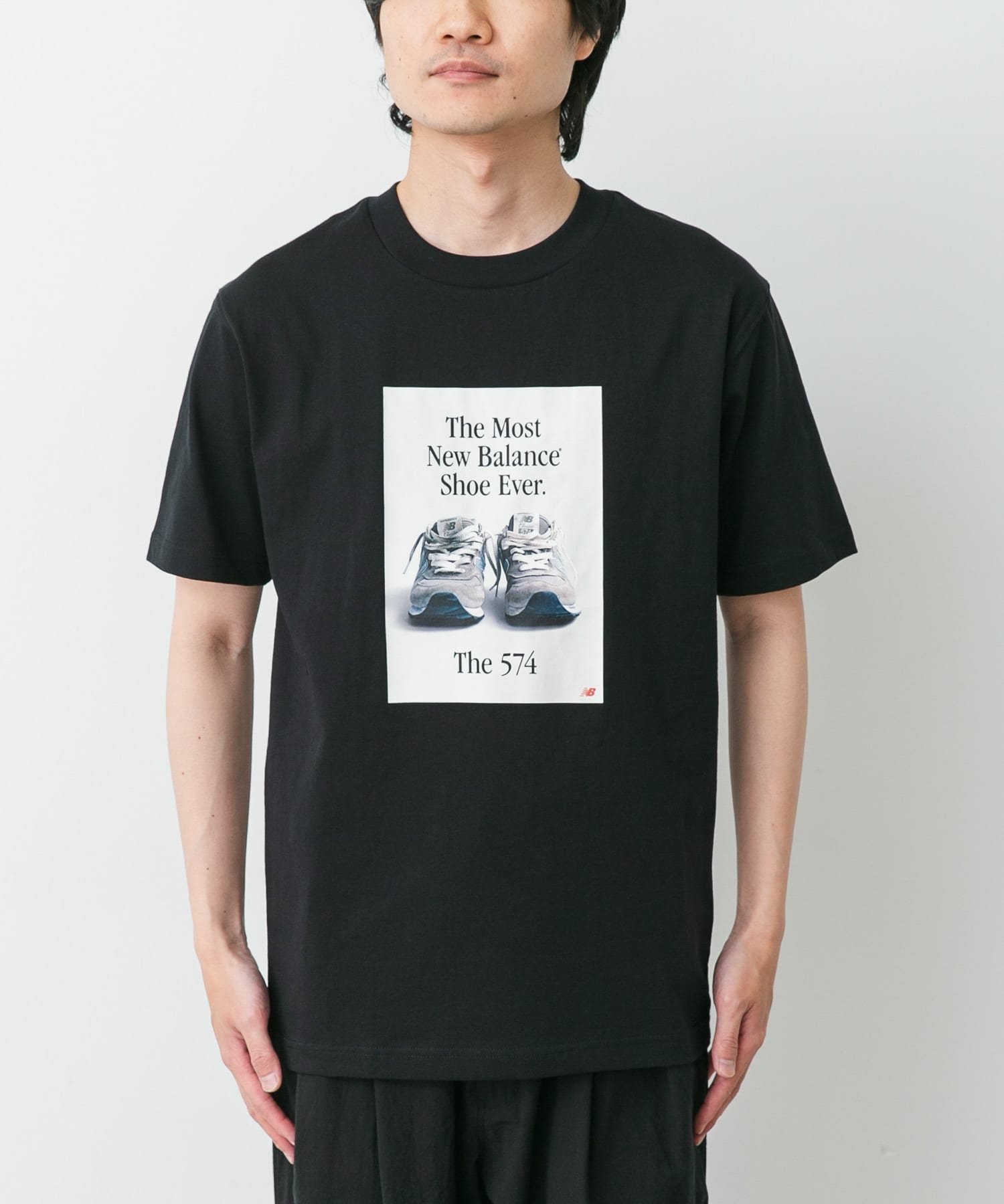 NEW BALANCE 574広告Tシャツ アーバンリサーチドアーズ トップス カットソー・Tシャツ ブラック グレー ブルー