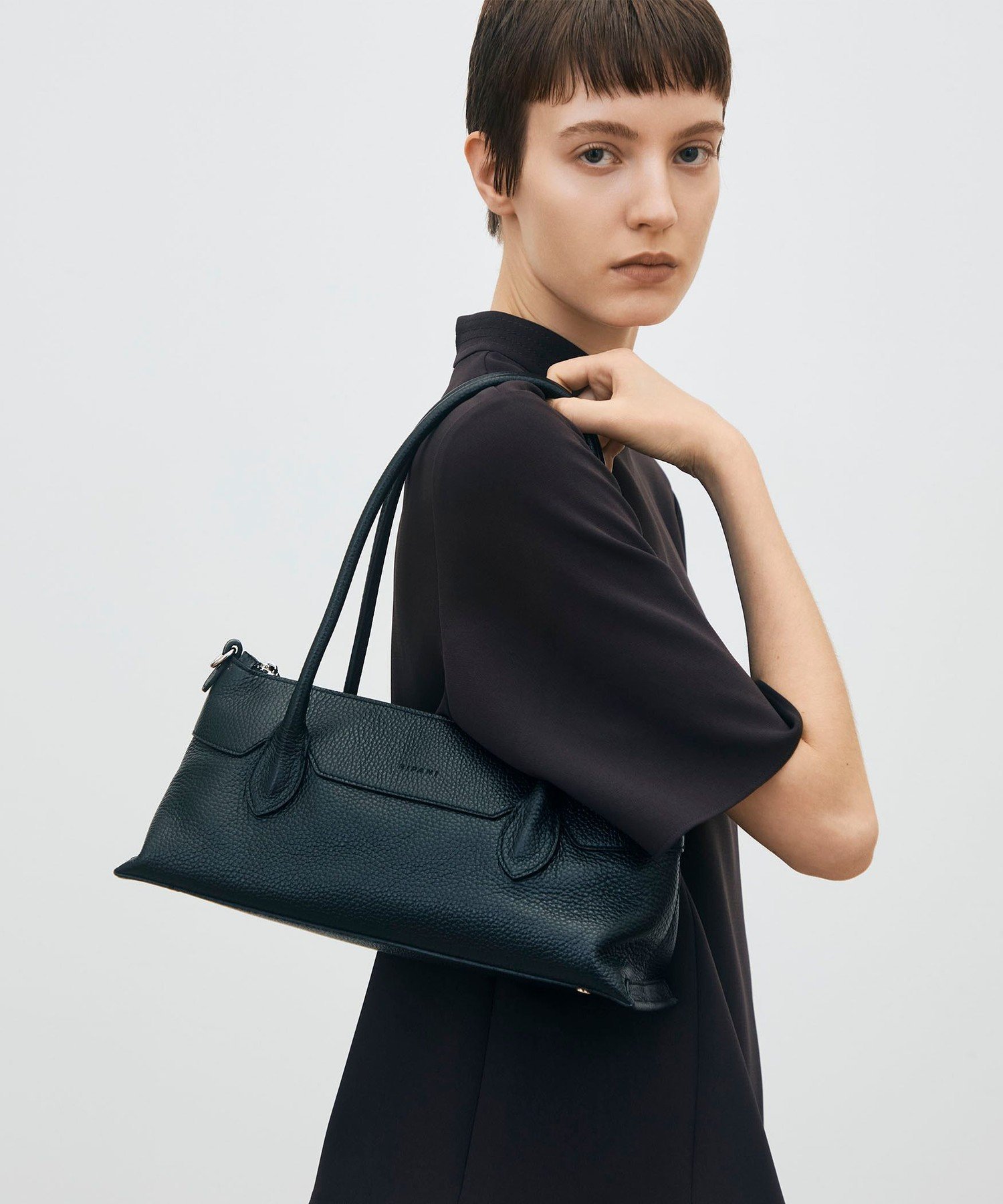 TOMORROWLAND GOODS RIPANI MIA ショルダーバッグ トゥモローランド バッグ ショルダーバッグ ブラック