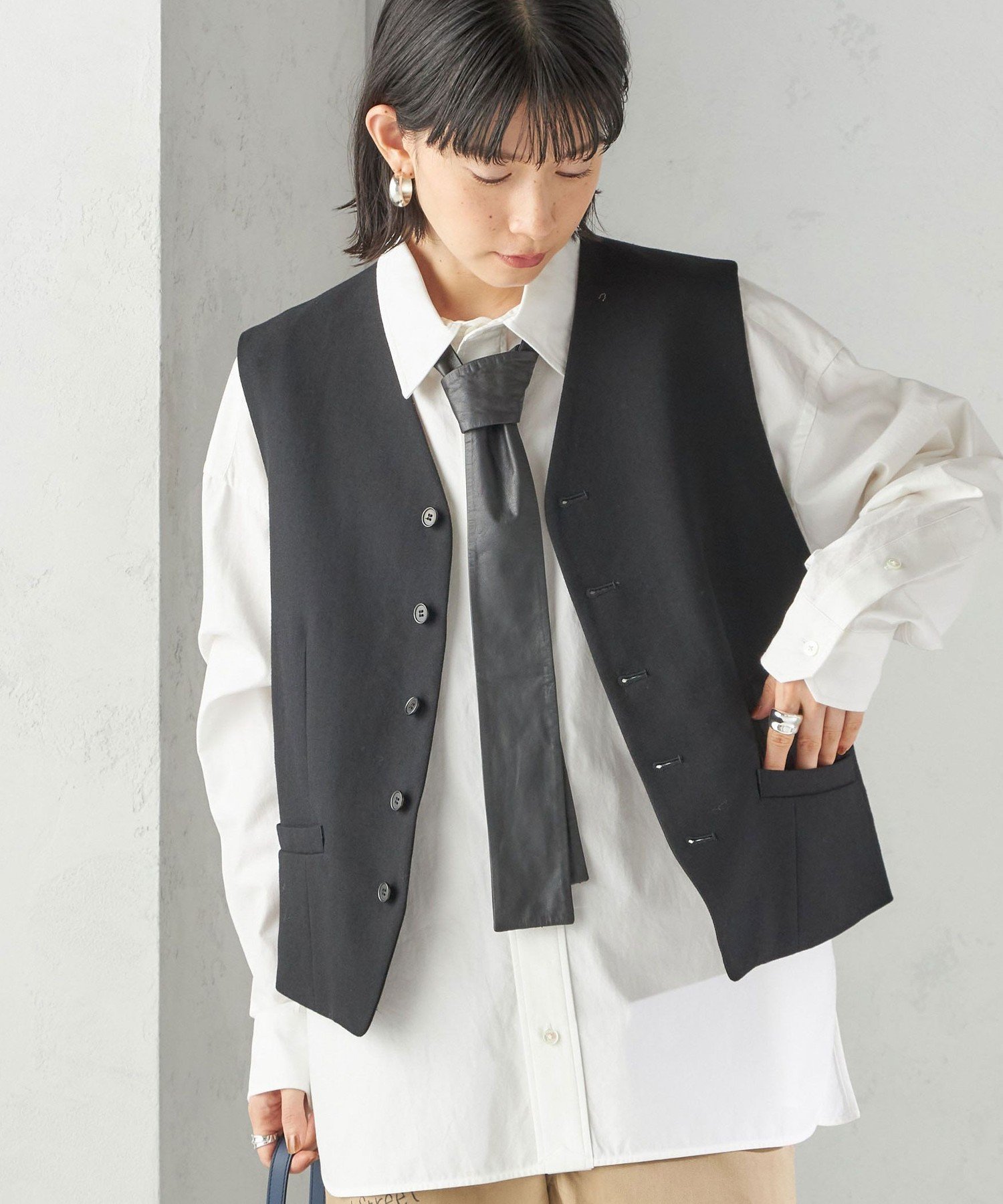 SHIPS WOMEN oblada:ベスト シップス トップス ベスト・ジレ ブラック