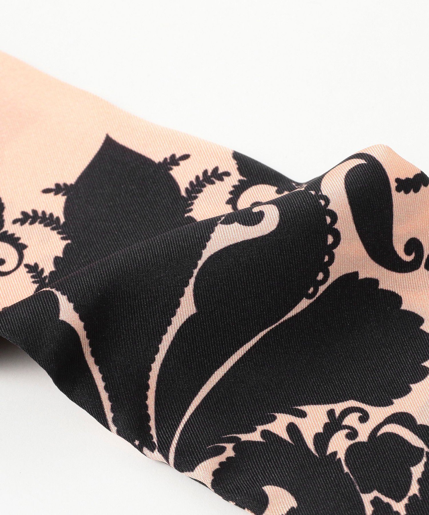 BEAMS F 【別注】Dieffe Kinloch / シルク プリント ネッカチーフ ビームス メン ファッション雑貨 マフラー・ストール・ネックウォーマー ブラック【送料無料】