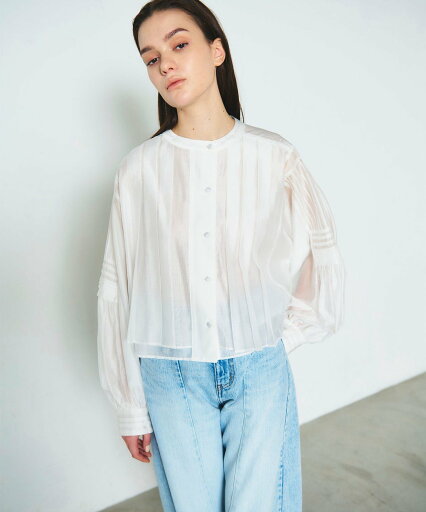 【SALE/30%OFF】GRACE CONTINENTAL ピンタックショートブラウス グレースコンチネンタル トップス シャツ・ブラウス ホワイト ベージュ【送料無料】 【SALE/30%OFF】GRACE CONTINENTAL ピンタックショートブラウス グレースコンチネンタル トップス シャツ・ブラウス ホワイト ベージュ【送料無料】
