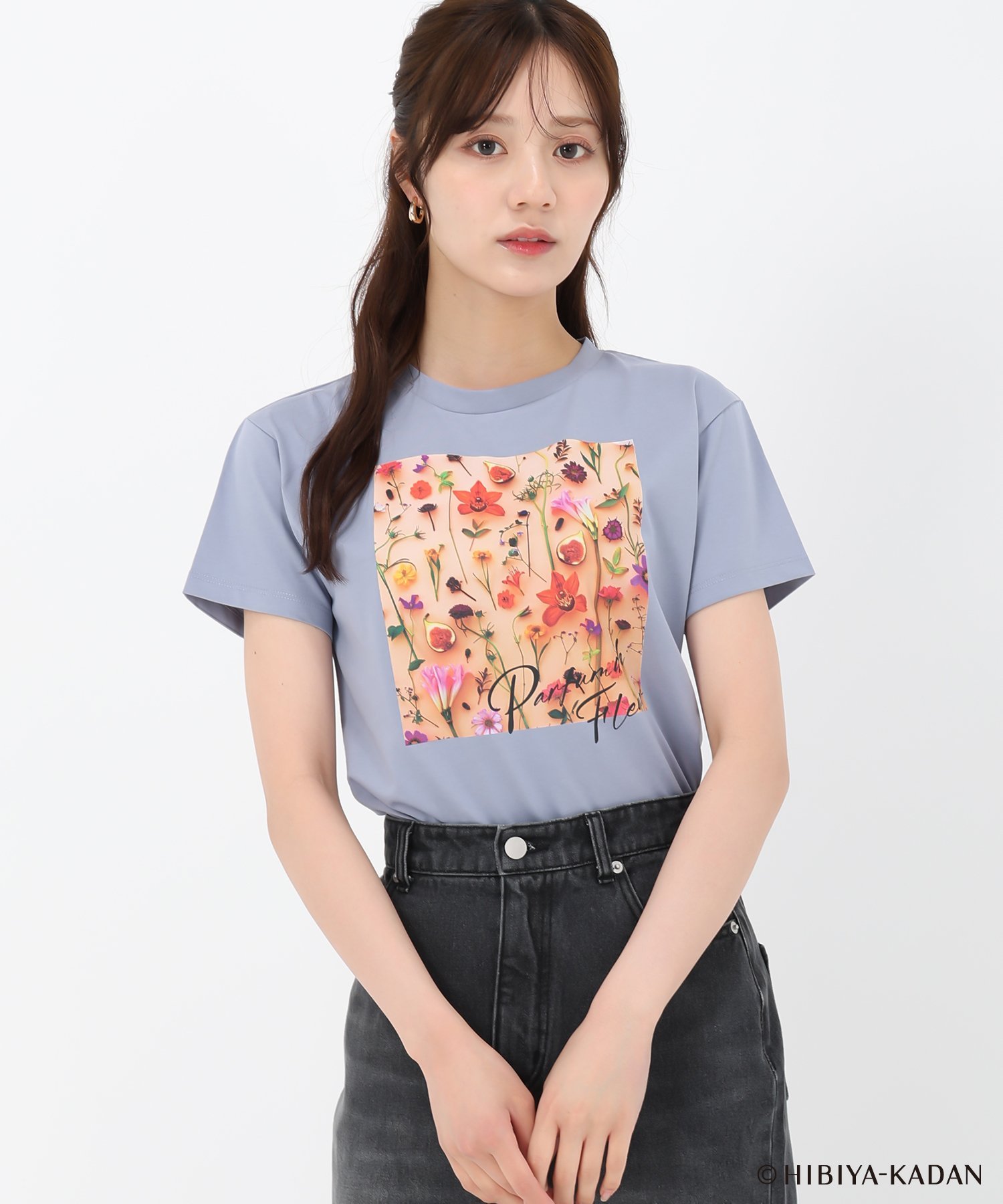 31 Sons de mode 2025春夏新作 【HIBIYA-KADANコラボ】フラワープリントTEE トランテアン ソン ドゥ モード トップス カットソー・Tシャツ ブルー ホワイト ブラック