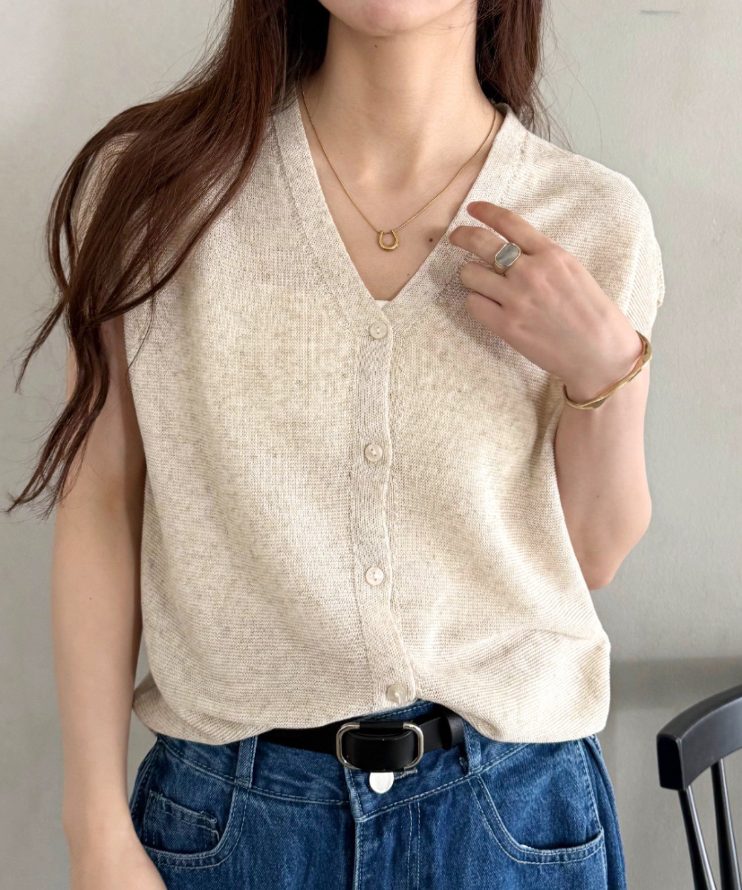 MYMOOD. Vネックノースリーブニットトップス アウトフィッターラボ トップス ベスト ジレ ブラック グレー ベージュ