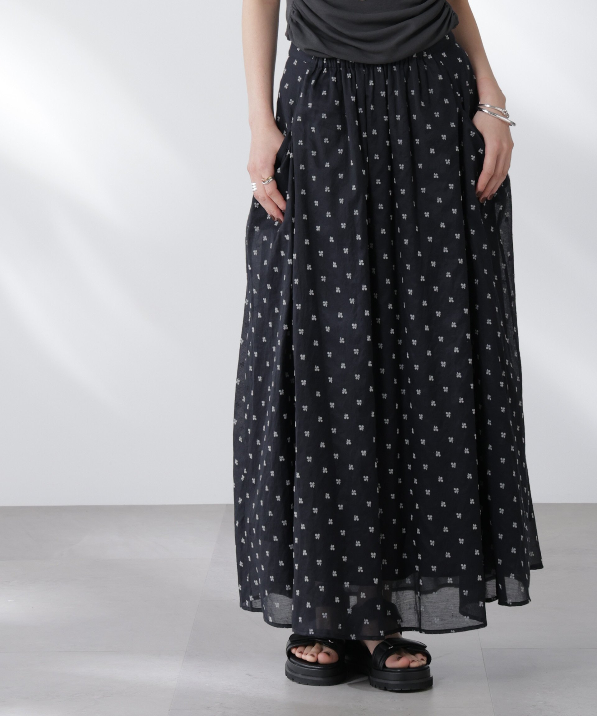 【SALE／30%OFF】NANO universe made in india コットンフロッキーフラワースカート ナノユニバース ス..