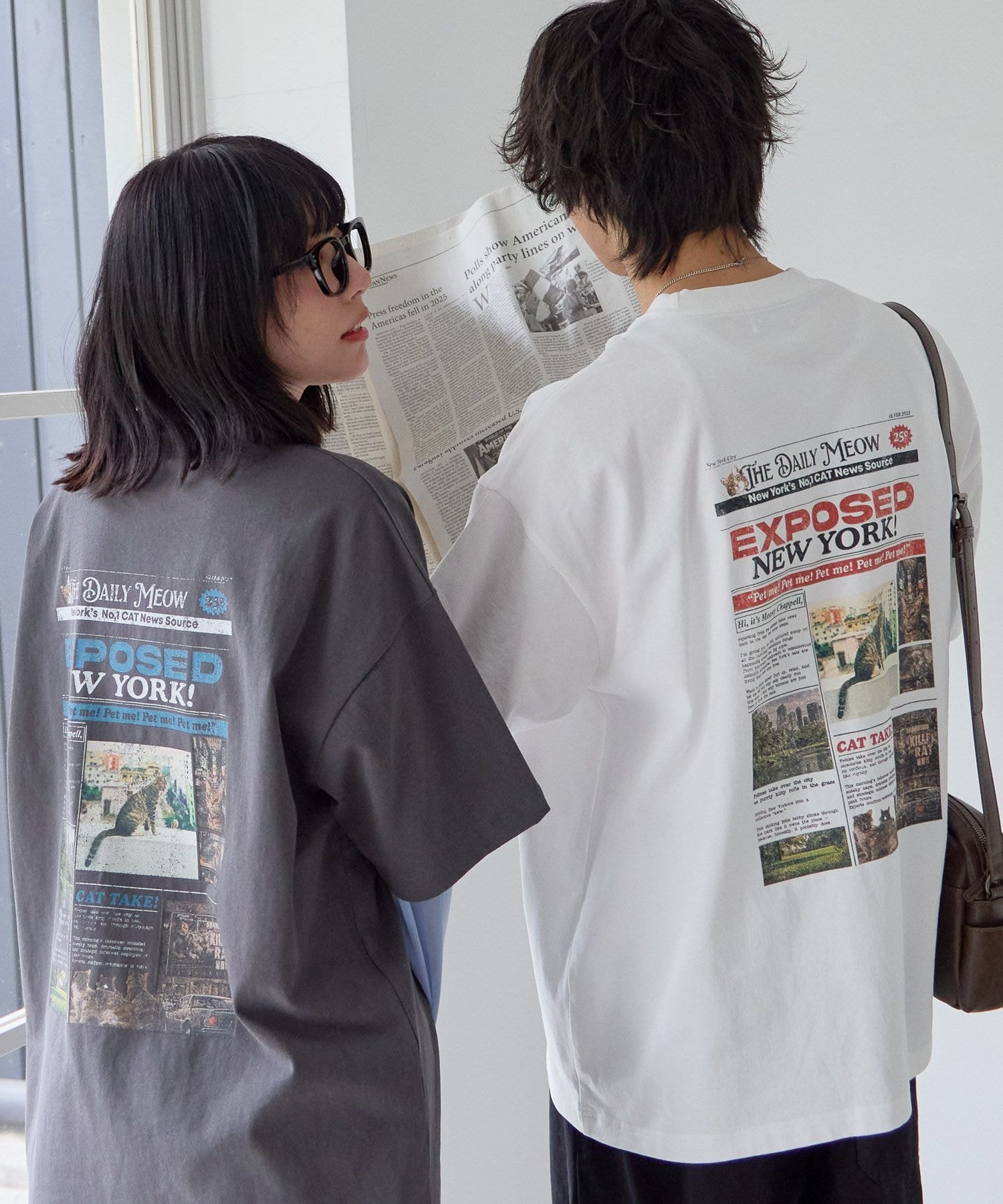 PAGEBOYLIM 【PBLIM】ニュースペーパーグラフィックT ページボーイ トップス カットソー・Tシャツ グレー ホワイト
