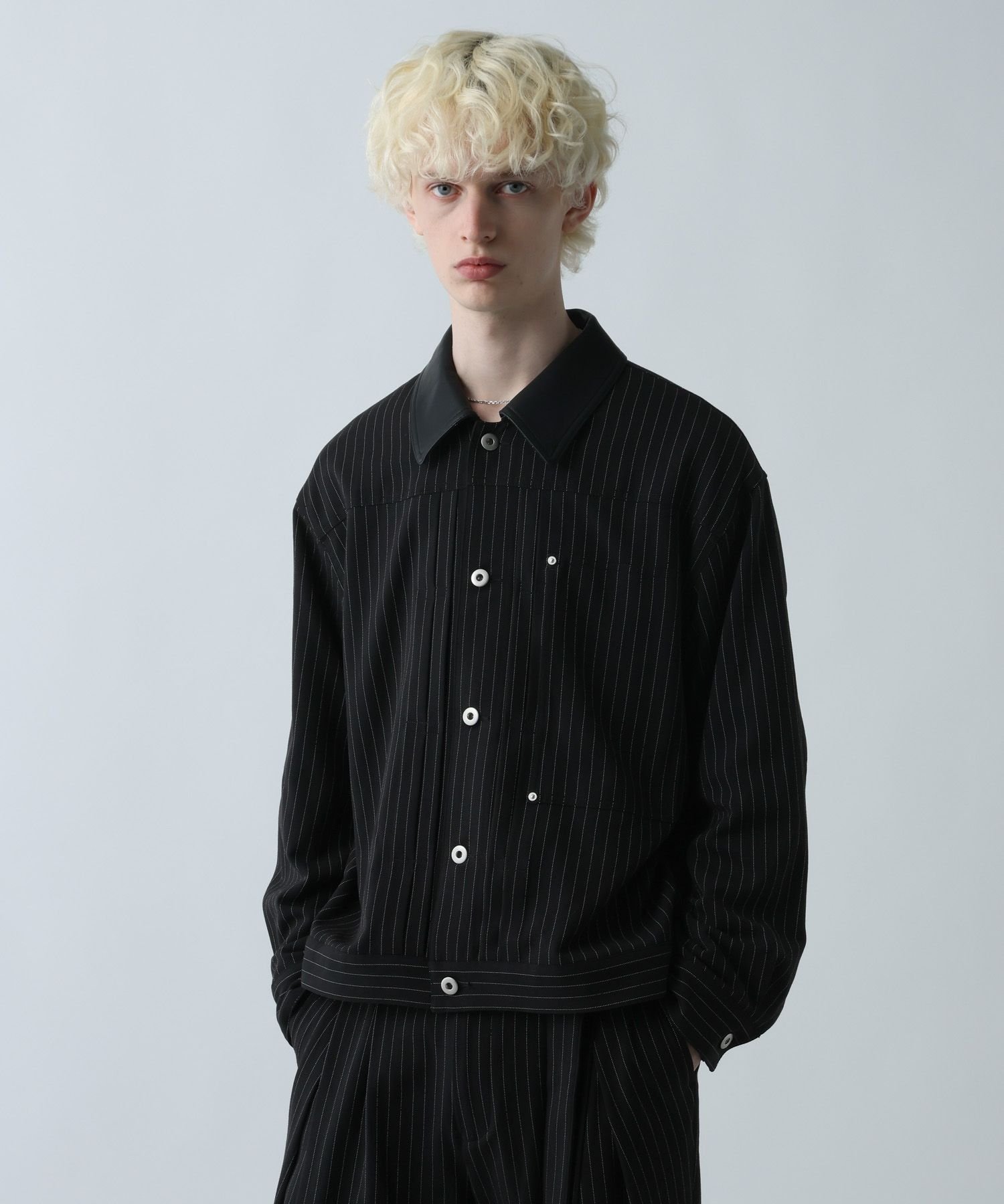 HARE ダブルウィーブストライプトラッカージャケット ハレ ジャケット・アウター テーラードジャケット・ブレザー グレー ブラック【送料無料】