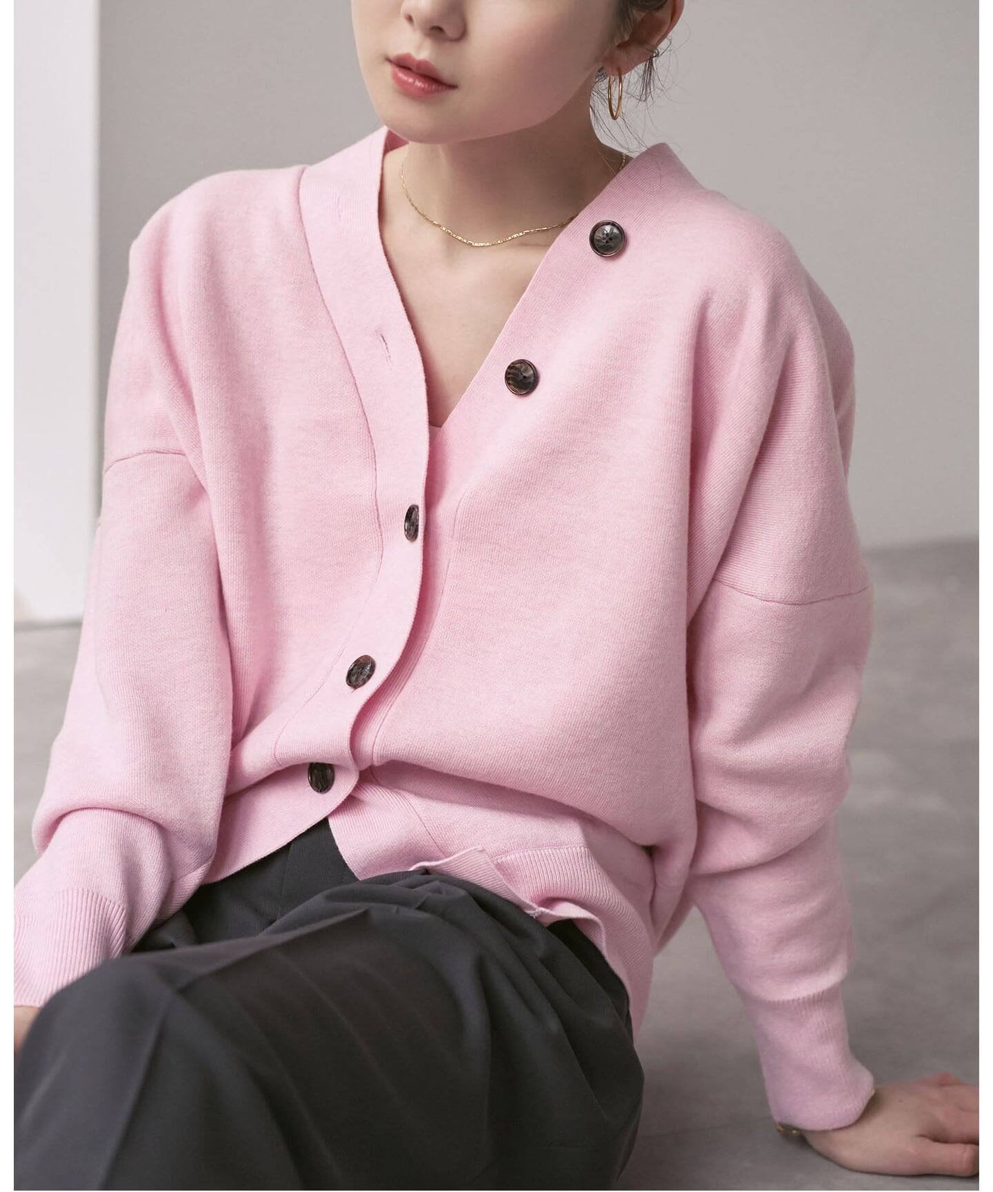 NOBLE 《追加予約》Vネックドルマンカーディガン ノーブル トップス カーディガン ブラウン ピンク ベージュ【送料無料】のサムネイル