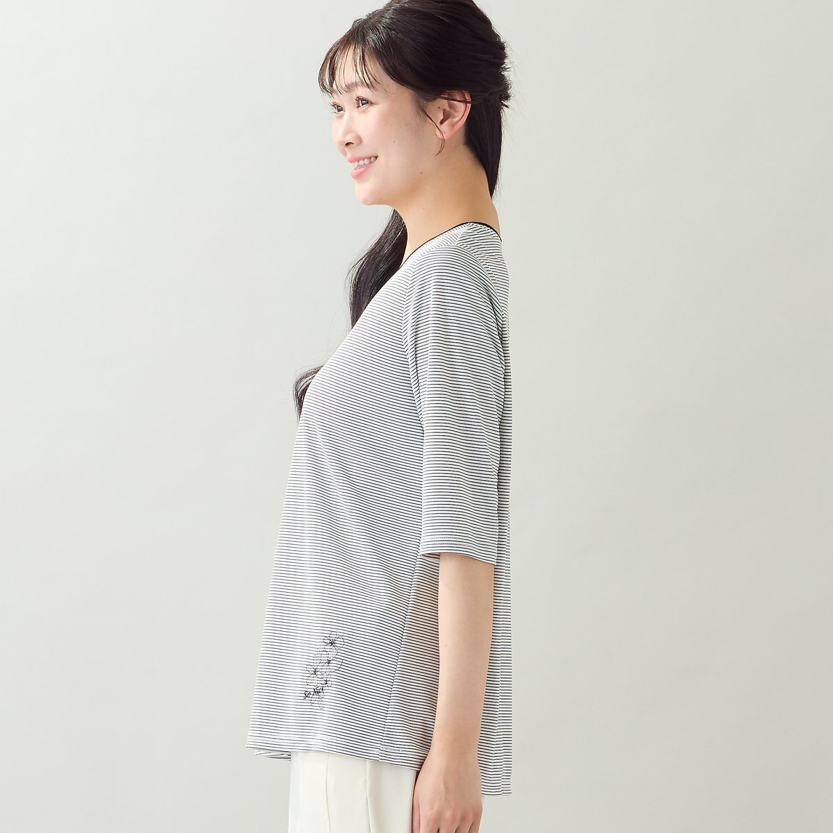 missel 【洗える・日本製・L~4Lサイズ】お花刺繍入りボーダーTシャツ ミゼール トップス カットソー・Tシャツ ホワイト