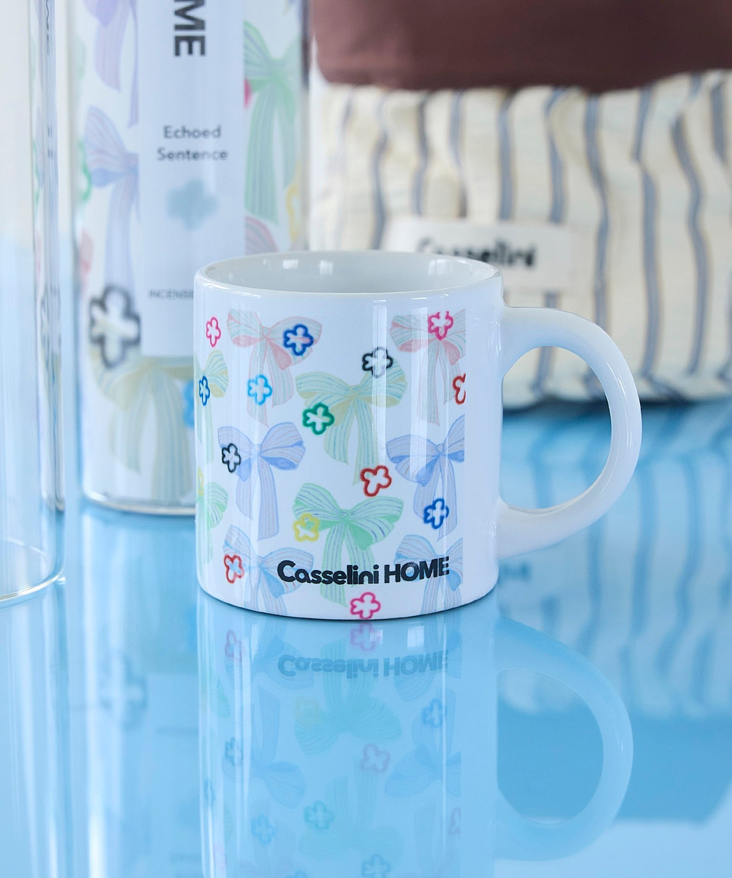 Rakuten - 【SALE／20%OFF】Casselini Casselini HOME(キャセリーニ ホーム)フラワーリボンミニマグカップ キャセリーニ 食器・調理器具・キッチン用品 グラス・マグカップ・タンブラー ホワイト