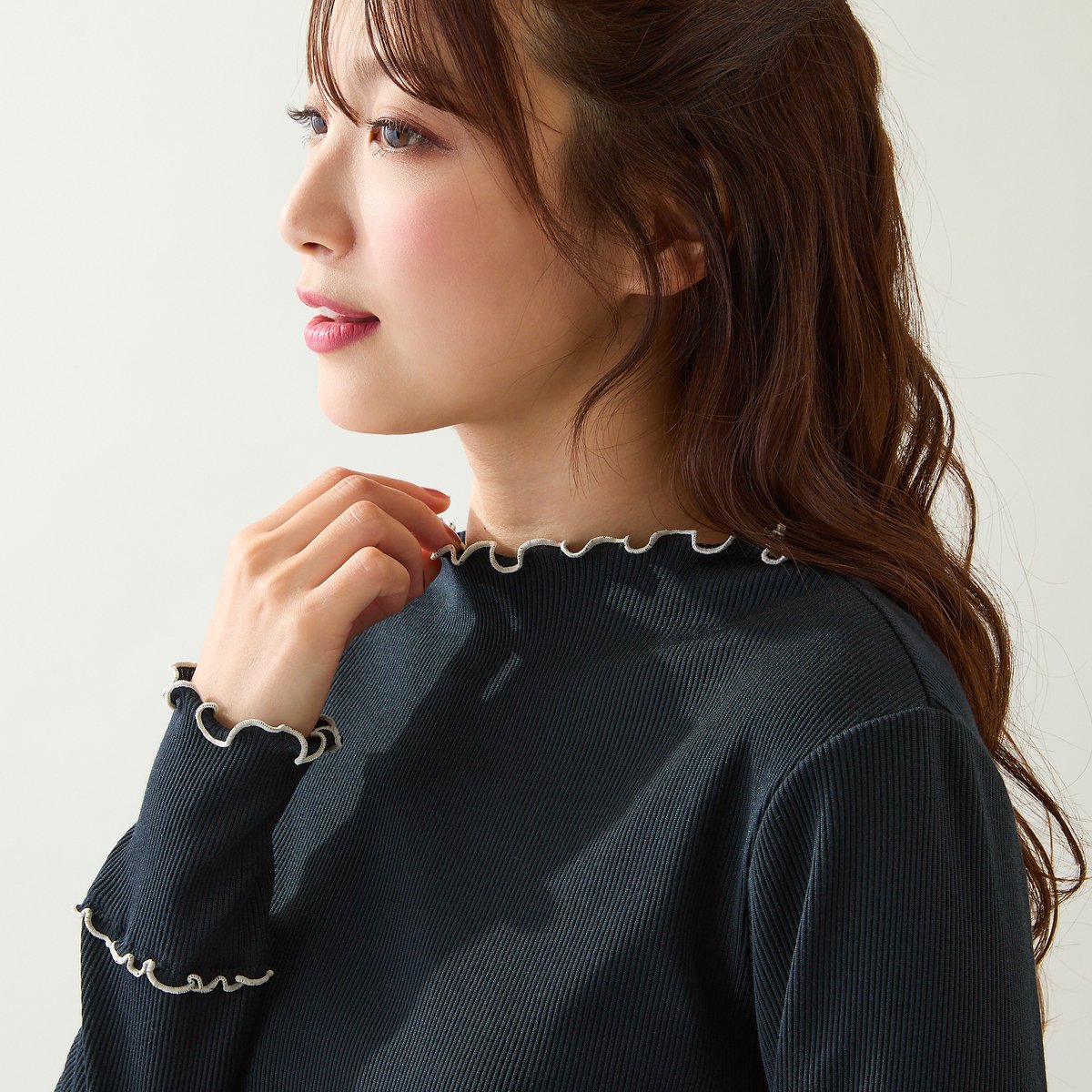 Rose Tiara 【大人気/春の新色追加】【伸縮性◎】メローカットソー ローズティアラ トップス カットソー・Tシャツ ブラック ピンク ホワイト