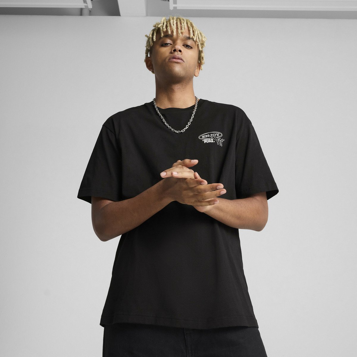 PUMA メンズ グラフィックス プーマ ドライブイン リラックス 半袖 Tシャツ プーマ トップス