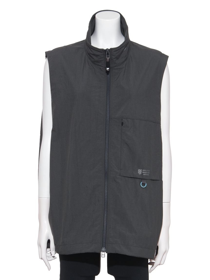 【SALE／50%OFF】emmi 【New Balance】STAND NECK VEST エミ トップス ベスト・ジレ ブラック【送料無料】