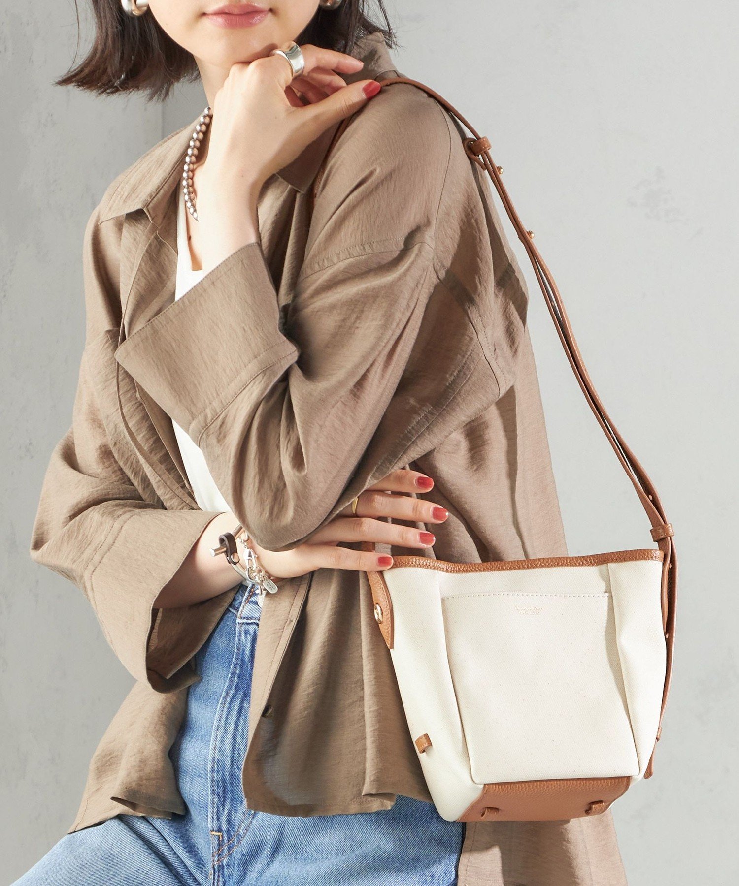 【SALE／40%OFF】SHIPS WOMEN BEAURE: キャンバス ミニ バケツ バッグ シップス バッグ ショルダーバッグ ホワイト ベージュ ブラック【送料無料】のサムネイル