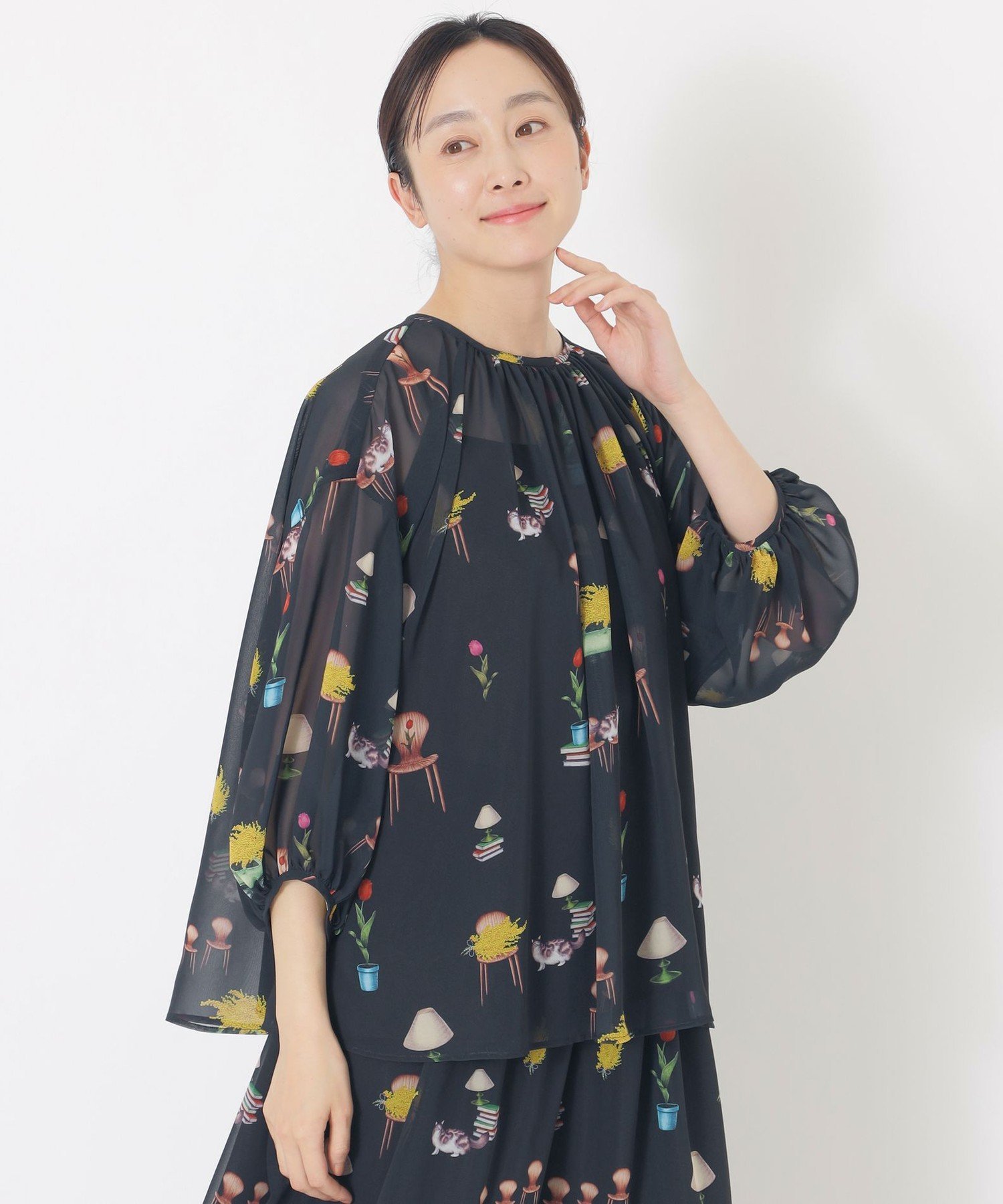 S.ESSENTIALS 【AIKO FUKUDAコラボ】プリントブラウス エス エッセンシャルズ トップス シャツ・ブラウス ネイビー グレー