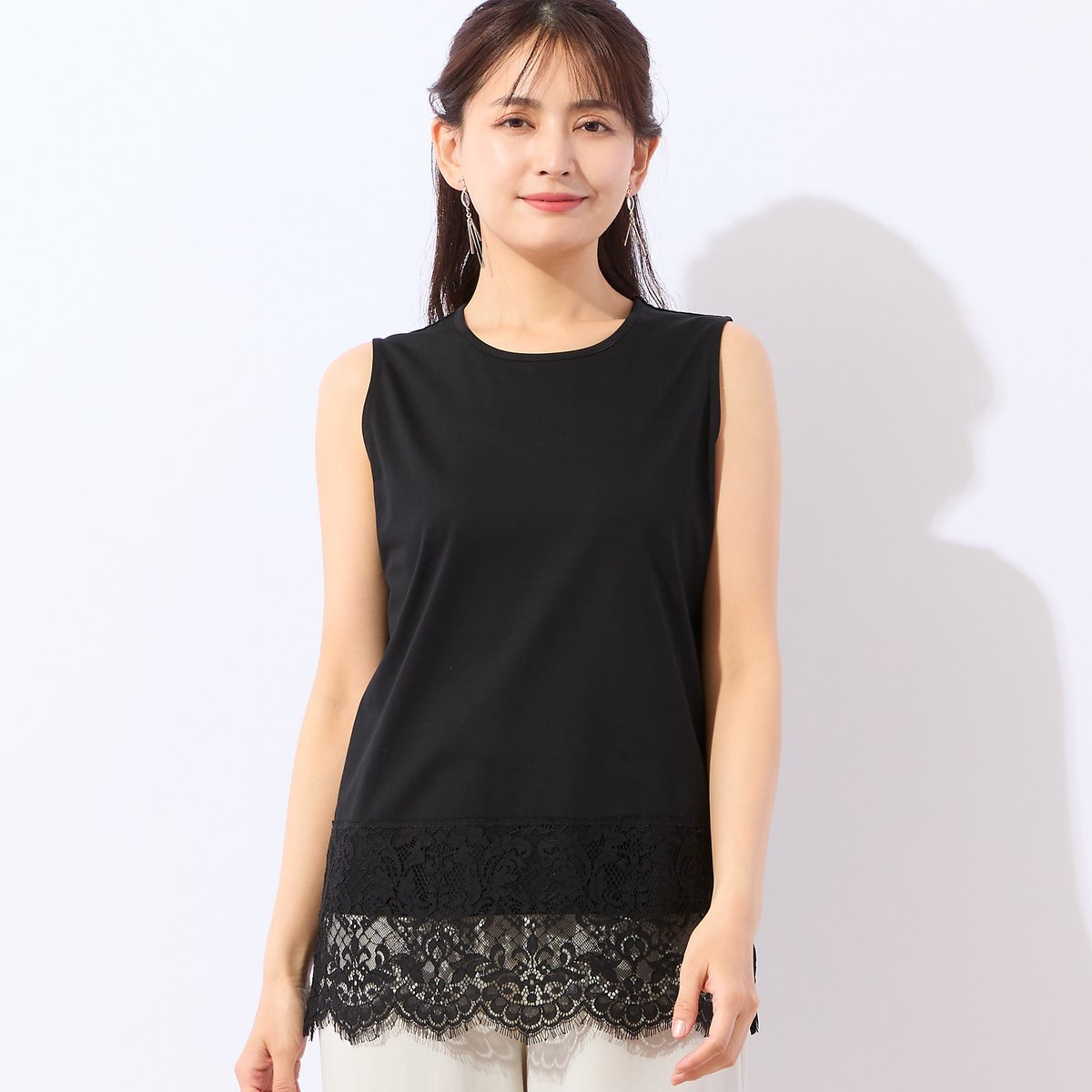 LOBJIE 【洗える】レース付きノースリーブトップス ロブジェ トップス カットソー・Tシャツ ホワイト ブラック