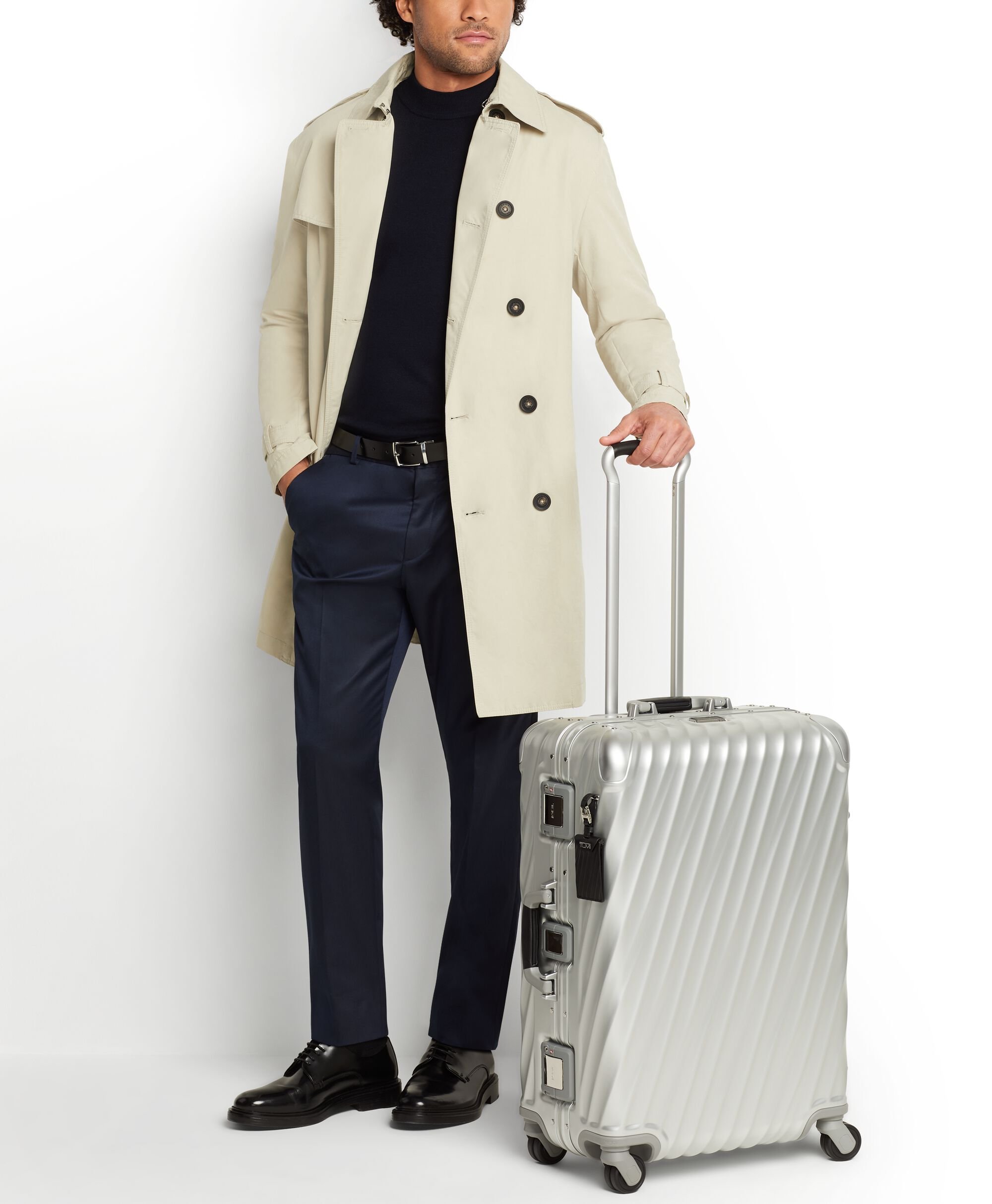 TUMI 【公式店】19 DEGREE アルミニウム ショート・トリップ・パッキングケース トゥミ バッグ スーツケース・キャリーバッグ シルバー【送料無料】