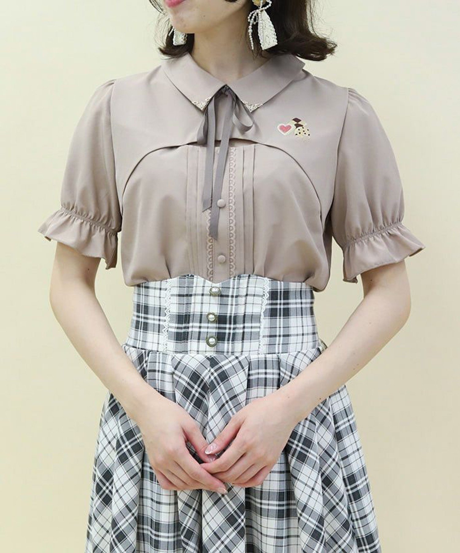 axes femme POETIQUE ビスケット刺繍レイヤードブラウス アクシーズファム トップス シャツ・ブラウス ..