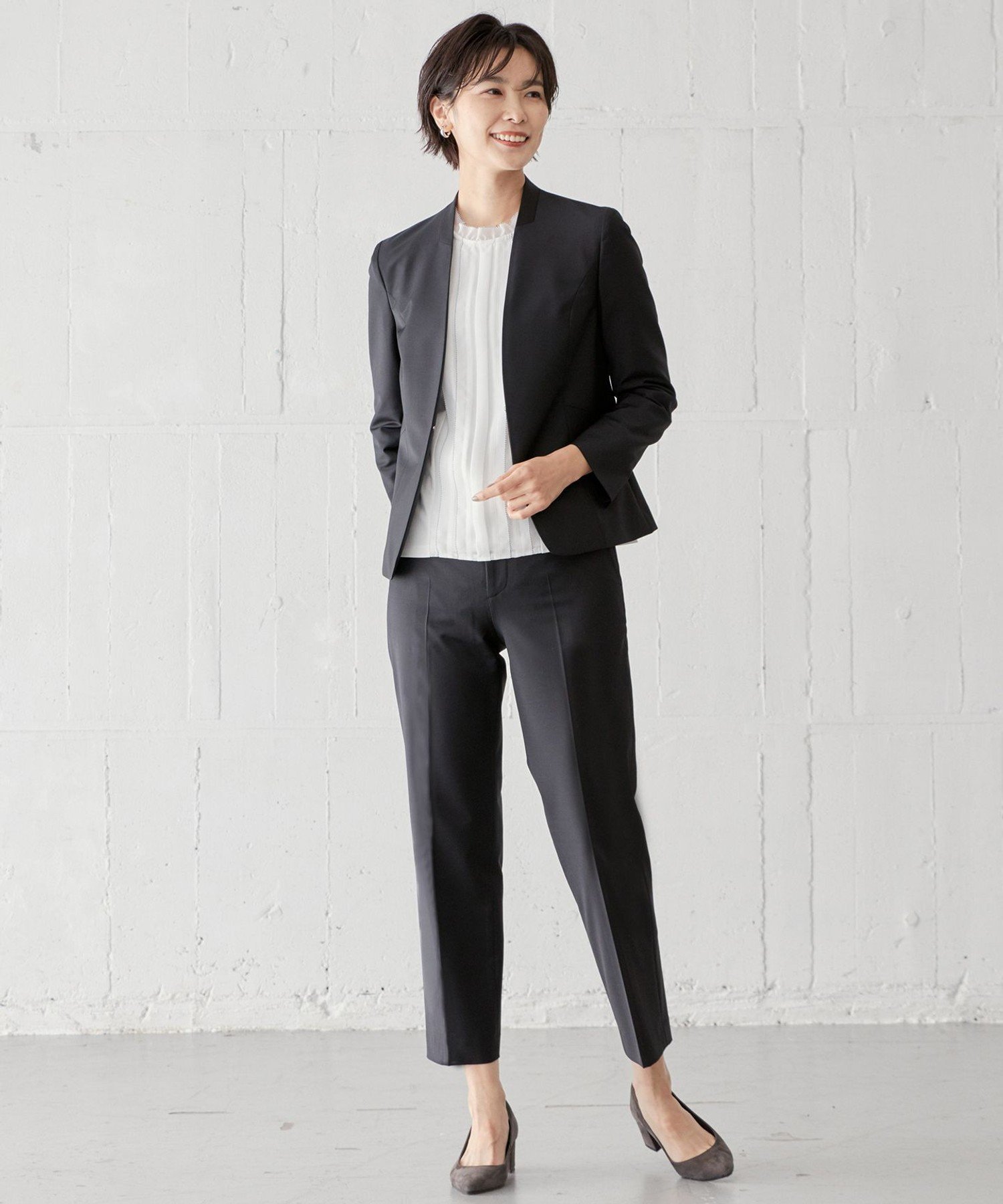 J.PRESS LADIES L BAHARIYE SOLID テーパード パンツ ジェイプレス パンツ その他のパンツ ブラック ネイビー