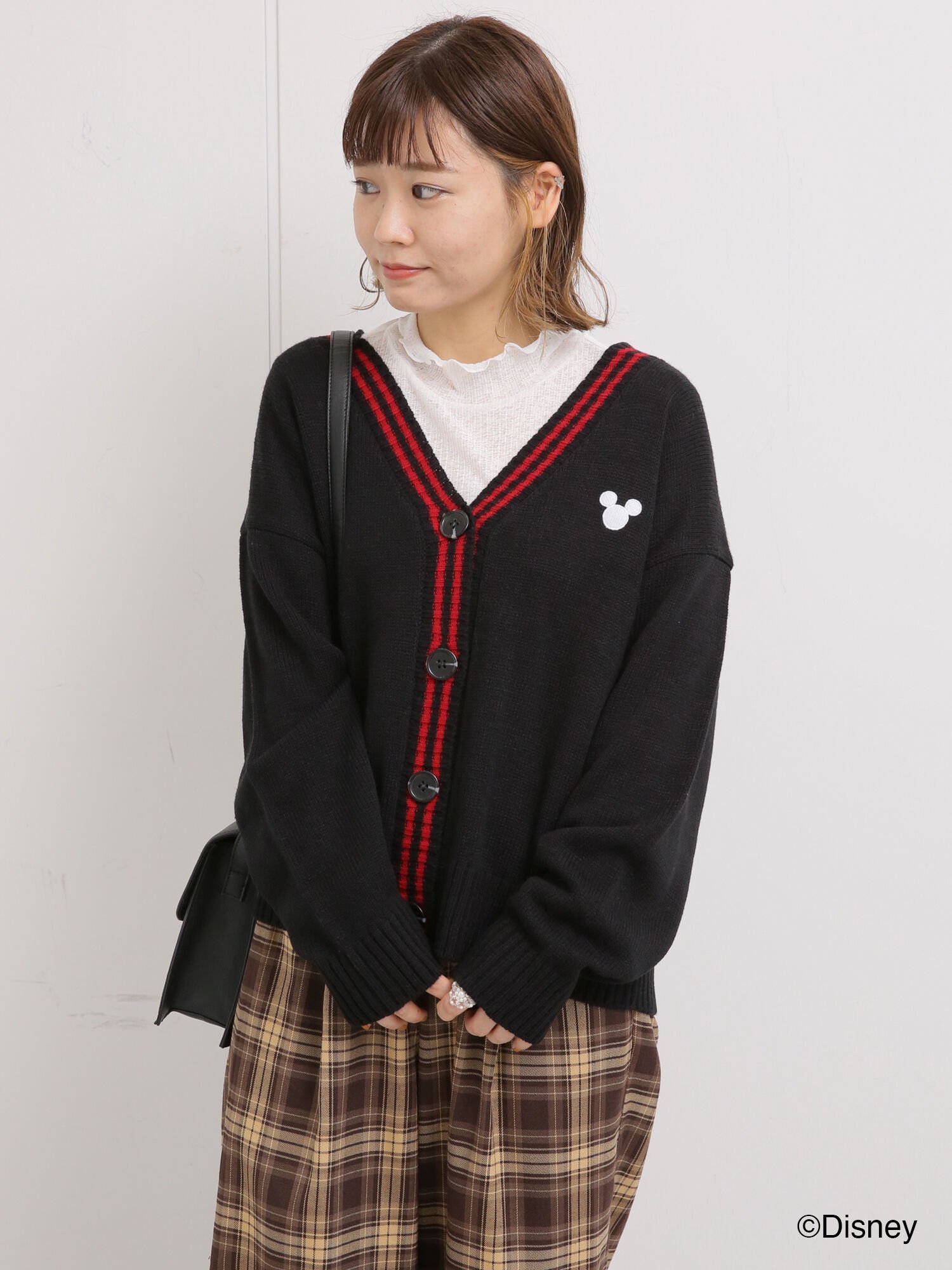 【SALE／40%OFF】ehka sopo 【Disney】ミッキー/Vネックカーディガン エヘカソポ トップス カーディガン ブラック グリーン ピンクのサムネイル