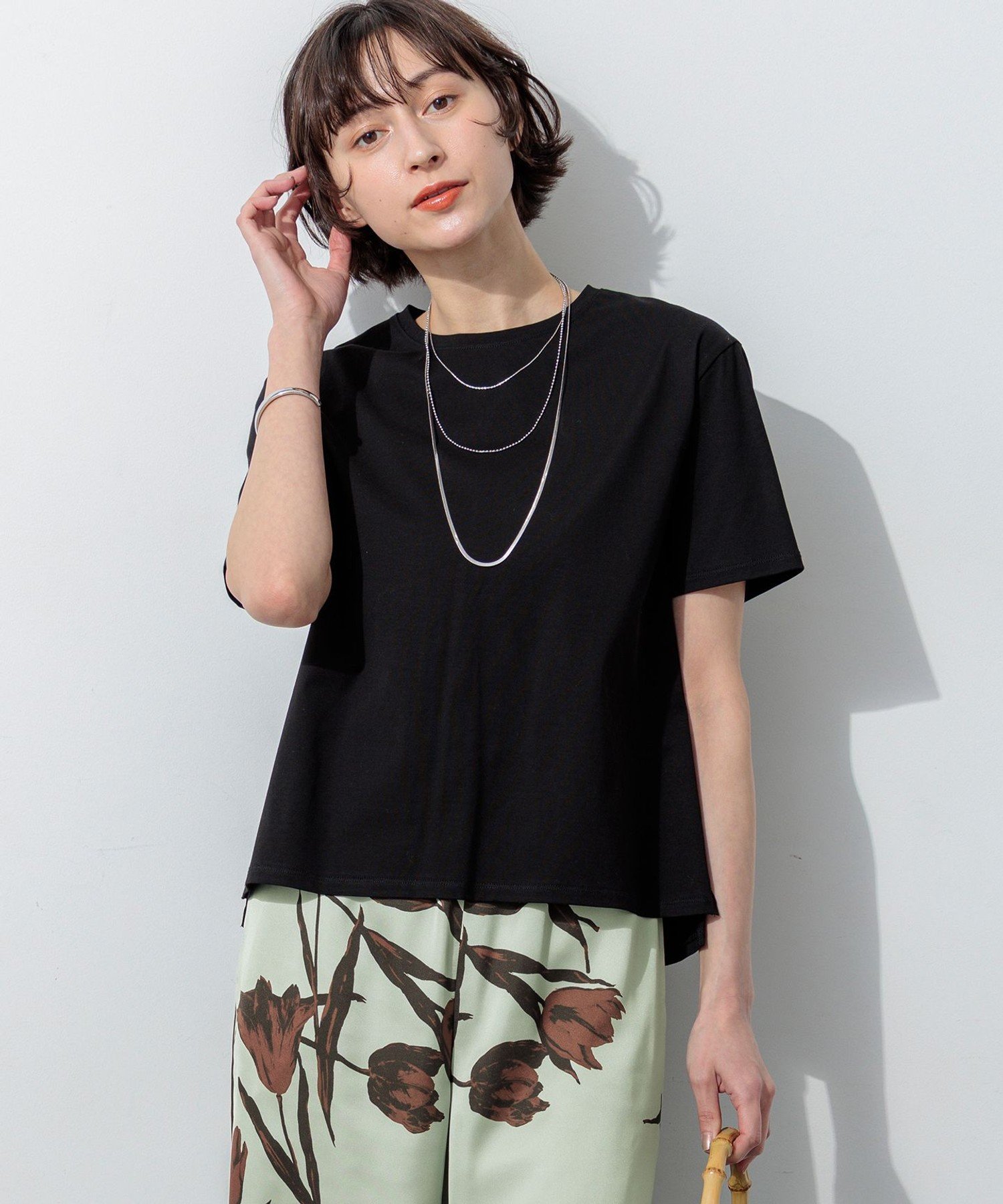 23区 【WEB&一部店舗限定カラーあり/Oggi掲載】ハイエンド クルーネック Tシャツ ニジュウサンク トップス カットソー・Tシャツ ブラック ブラウン ホワイト