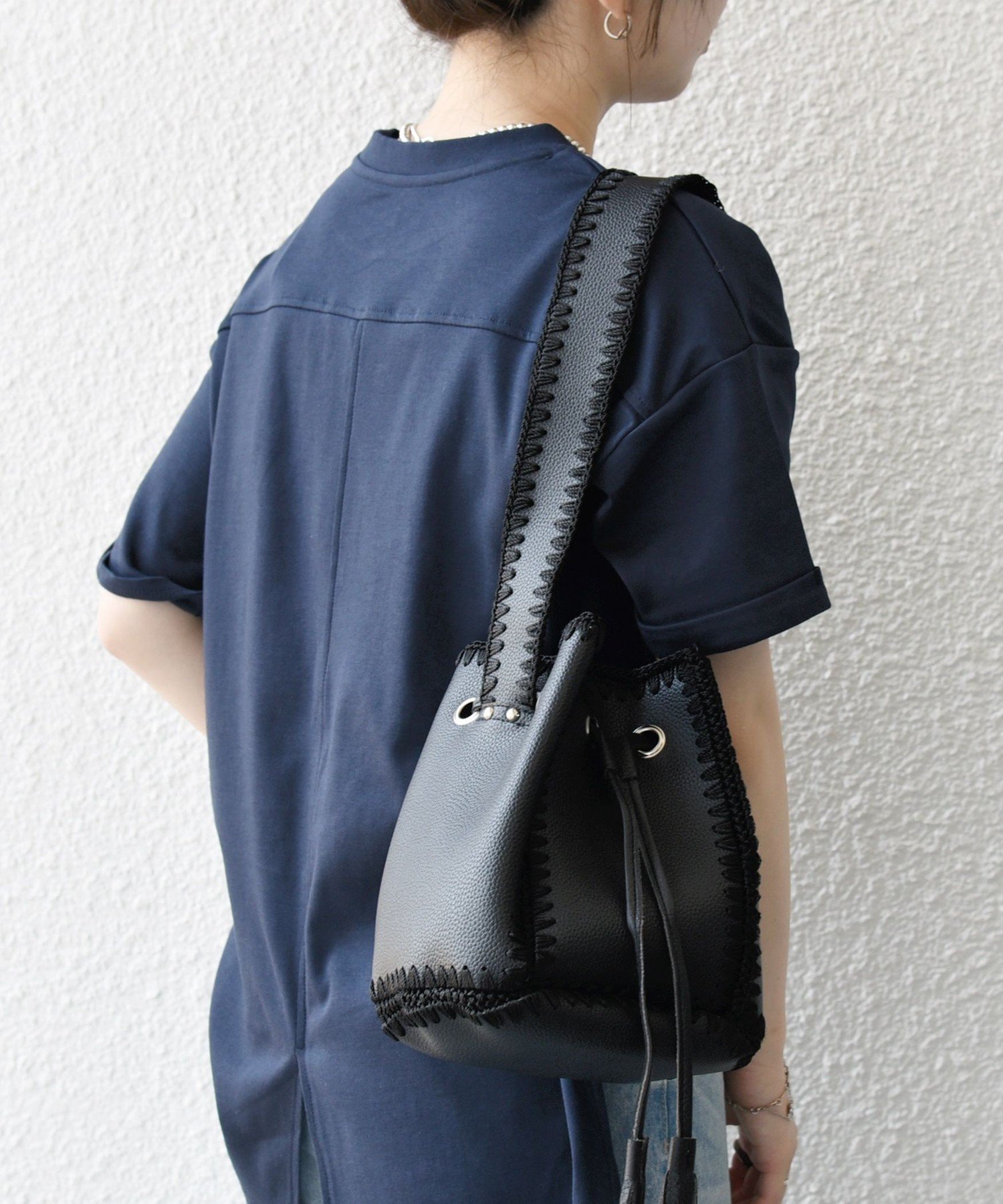 【SALE／60%OFF】SHIPS any SHIPS any: エンブロイダリー 巾着 ショルダー バッグ シップス バッグ ショルダーバッグ ブラック