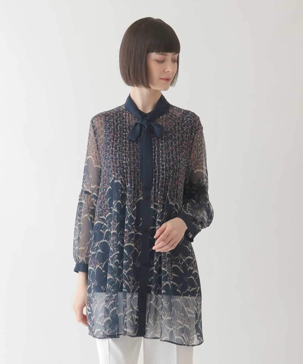 HIROKO BIS 【ボウタイ付き】楊柳シフォンフラワープリントブラウス /洗える ヒロコ ビス トップス シャツ・ブラウス ネイビー